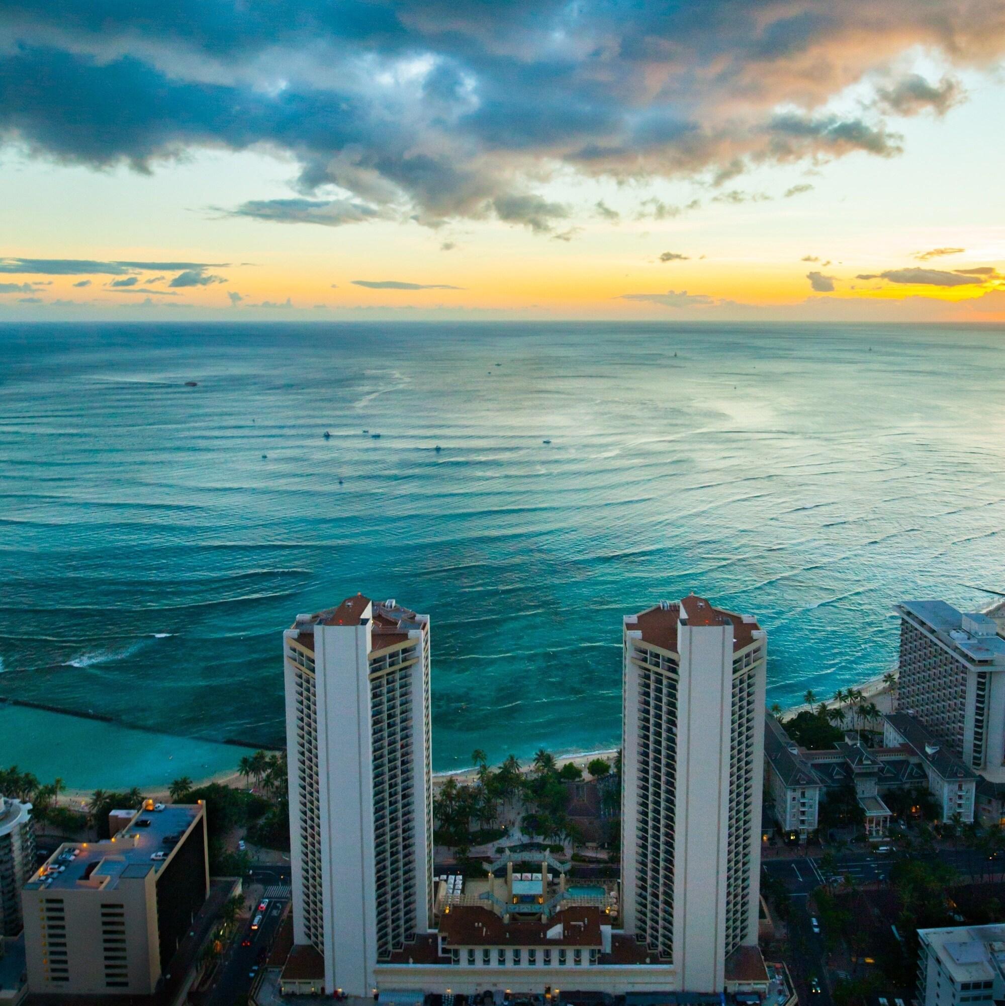 Stay in style at Hyatt Regency Waikiki Beach Resort & Spa