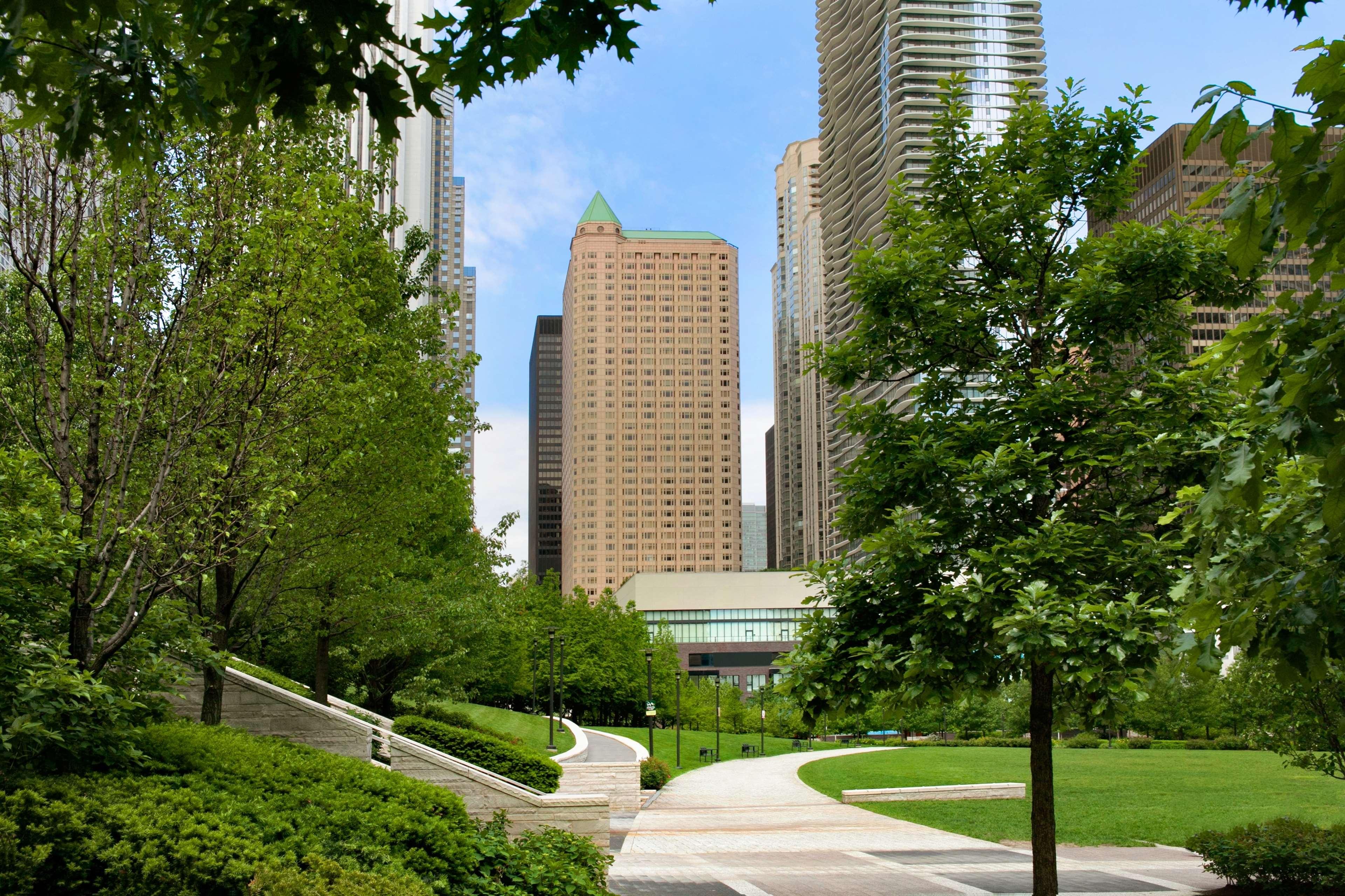 Stay in style at Fairmont Chicago - Millennium Park