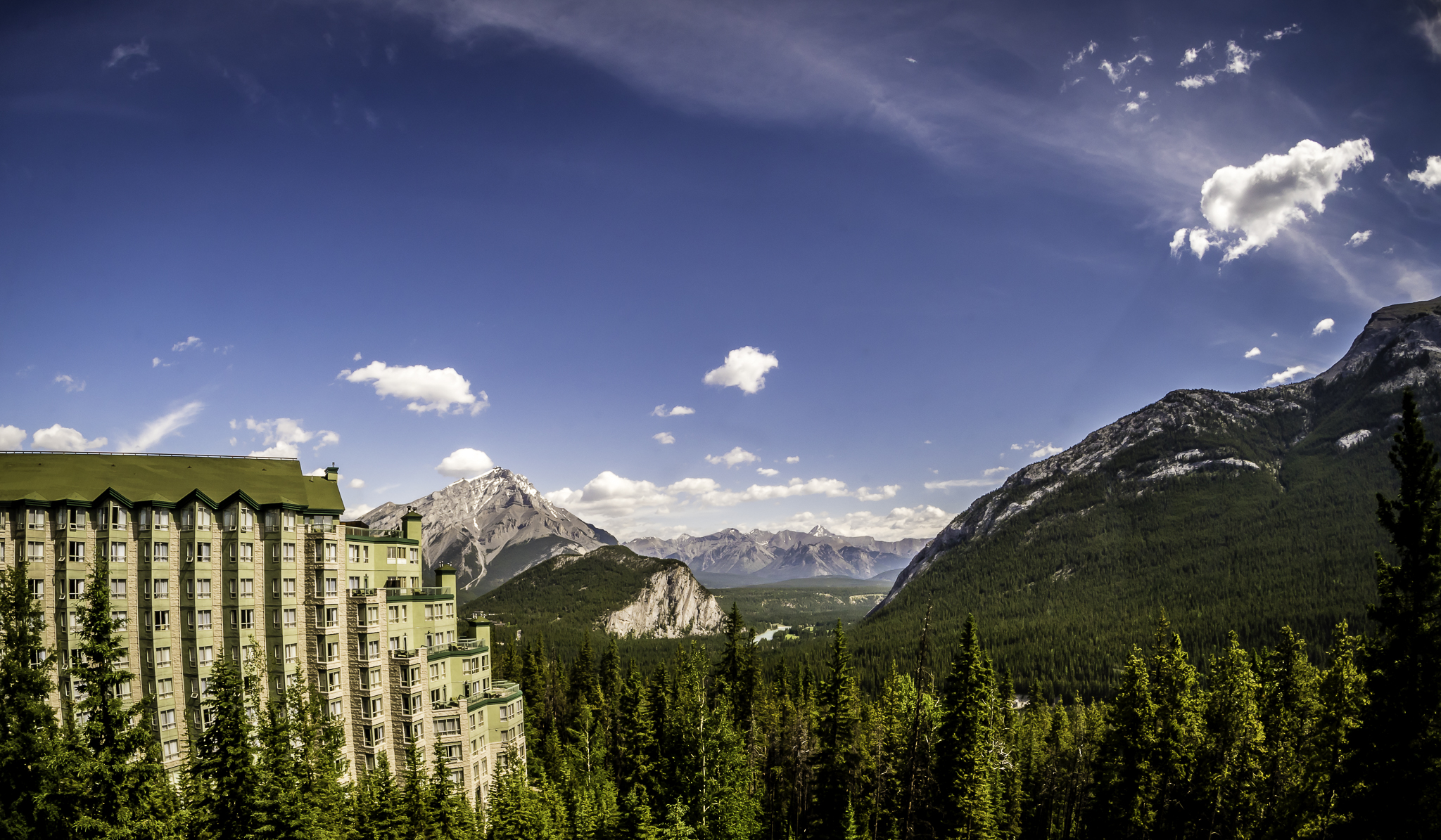 Stay in style at Rimrock Resort