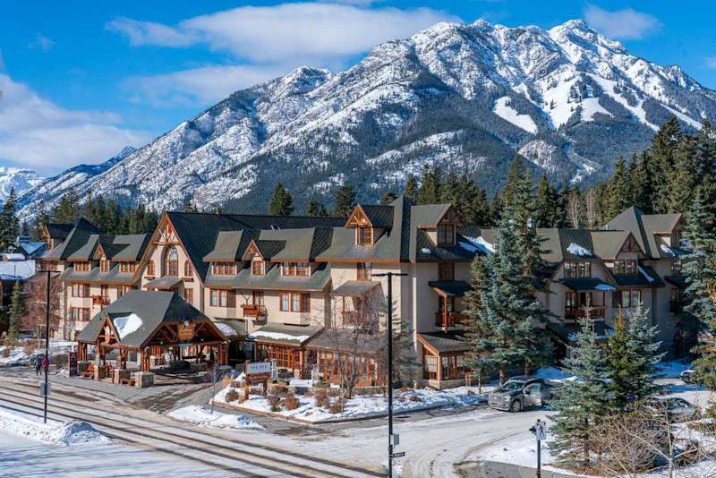 Stay in style at Banff Caribou Lodge & Spa