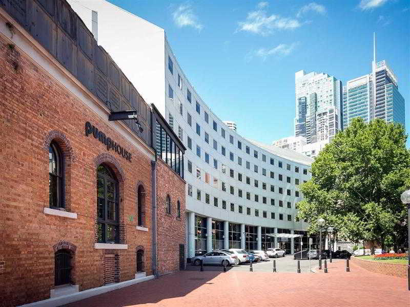 Stay in style at Novotel Sydney Darling Square