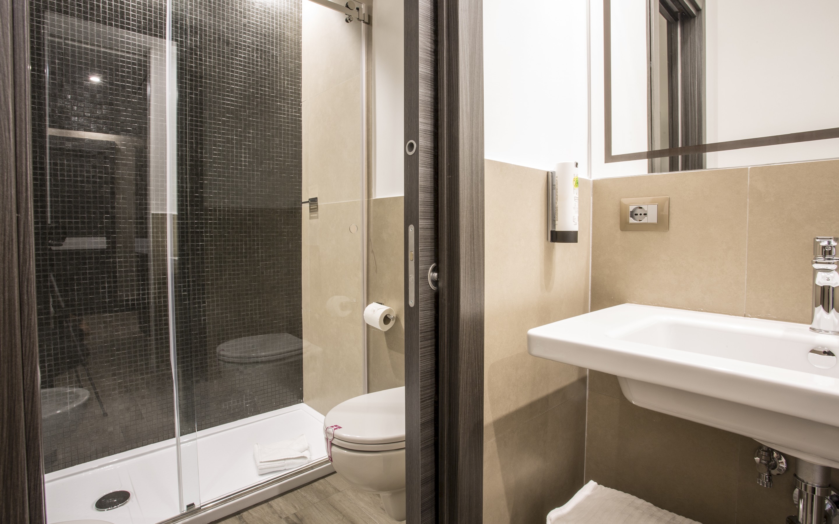 Stay in style at The Guardian