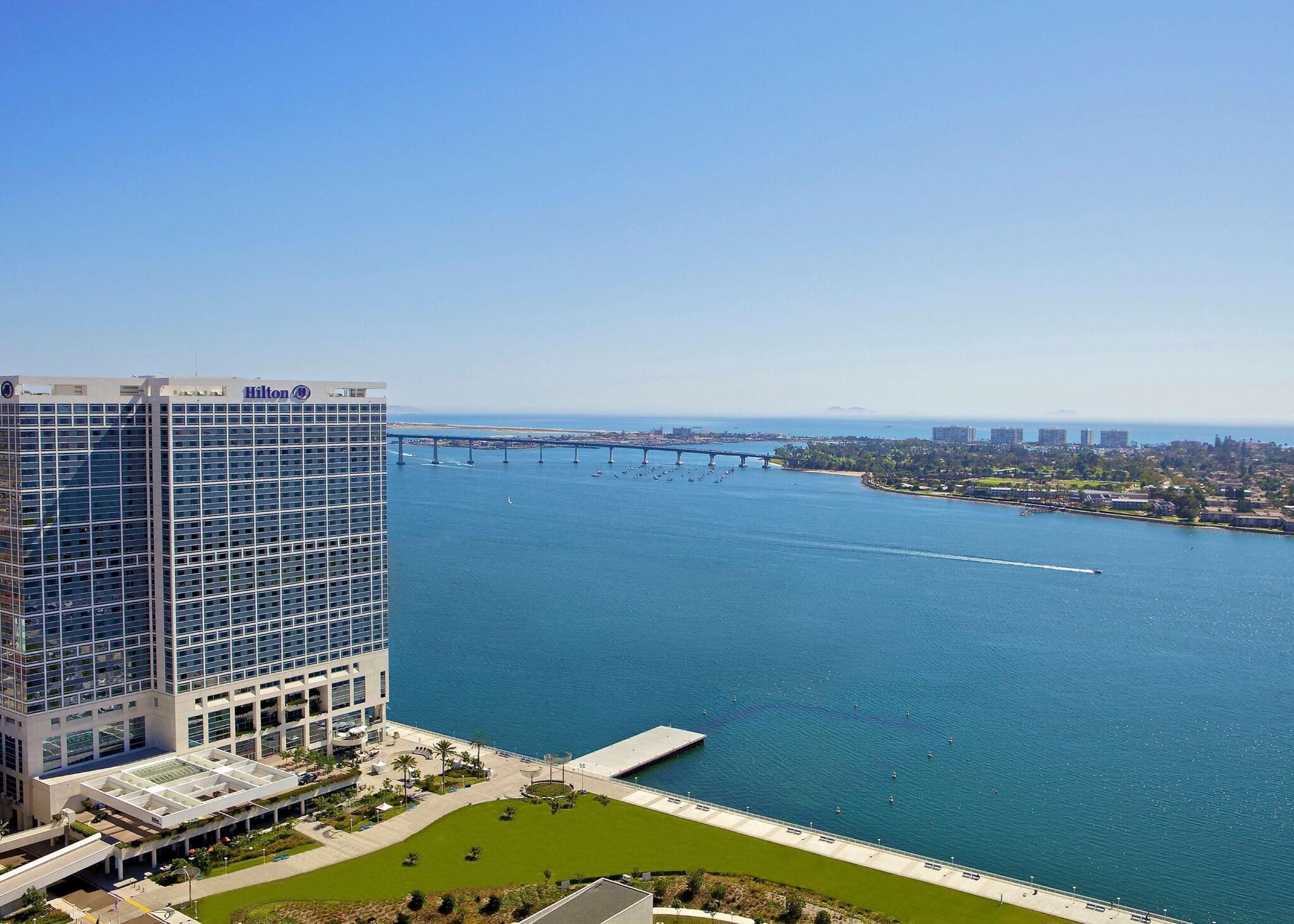 Stay in style at Hilton San Diego Bayfront