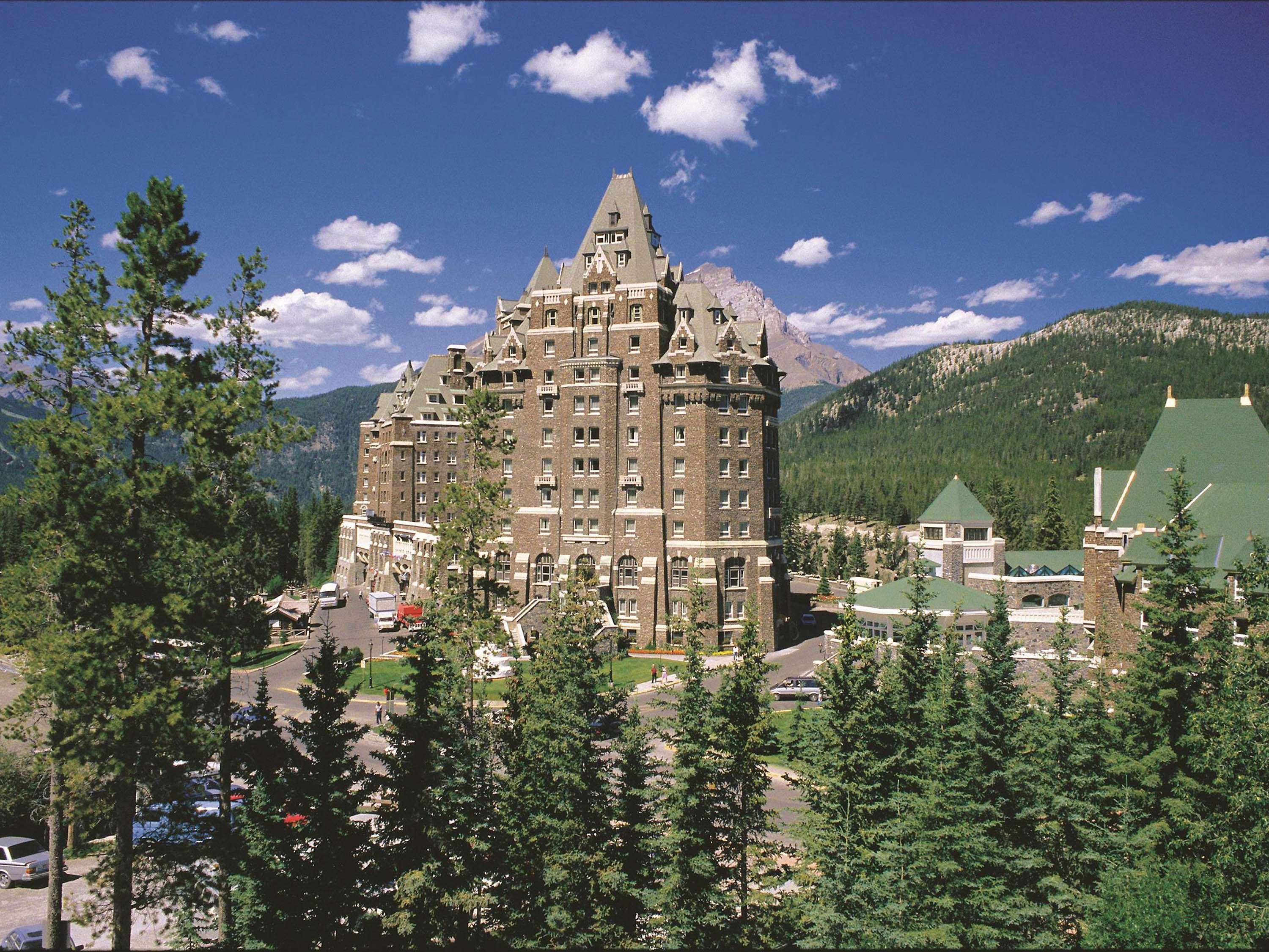 Stay in style at Fairmont Banff Springs