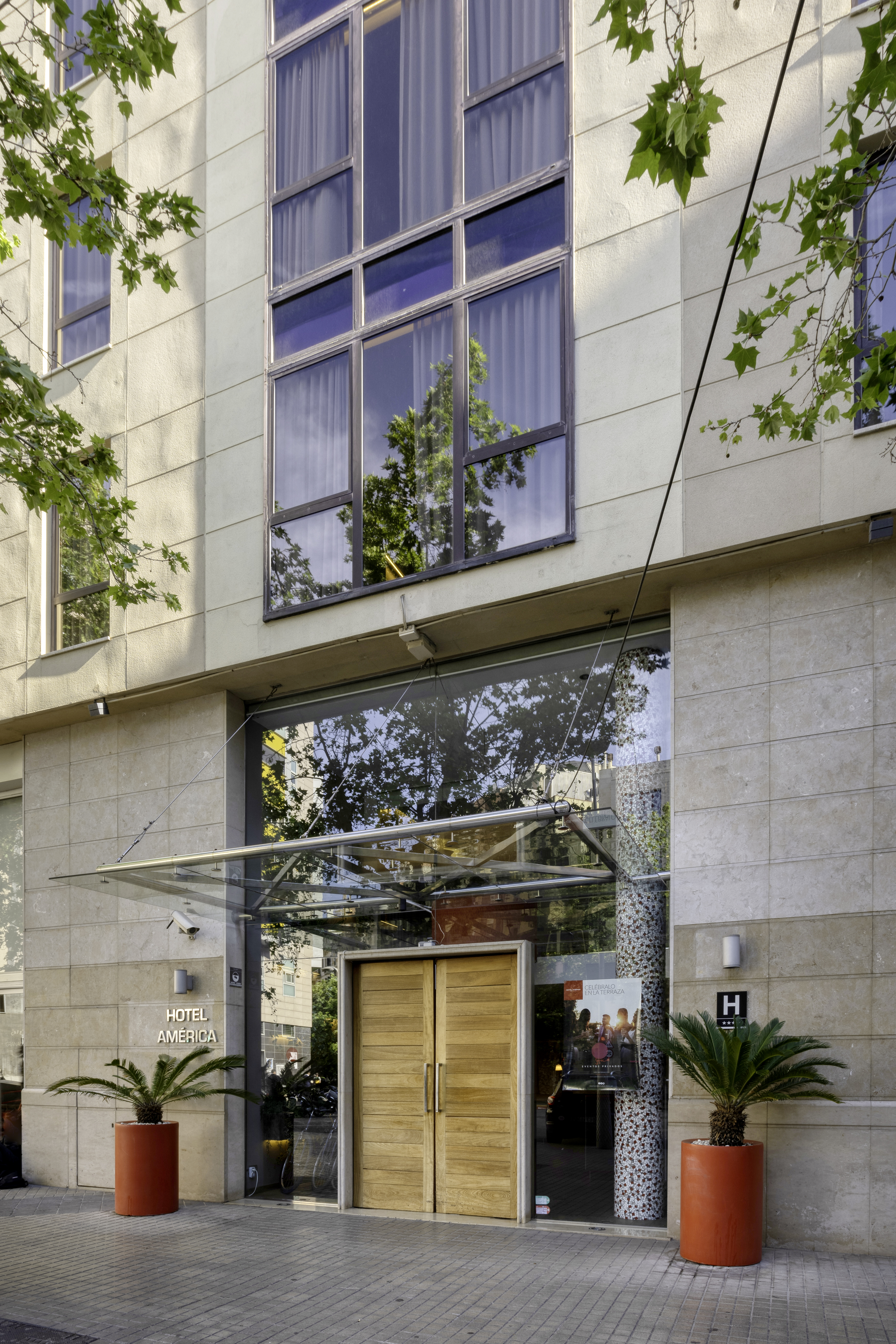 Stay in style at Hotel América Barcelona