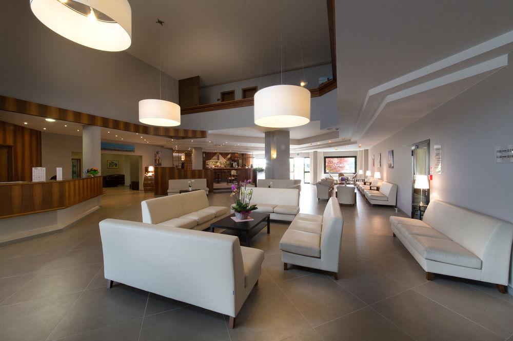 Stay in style at Hotel Du Parc Sirmione