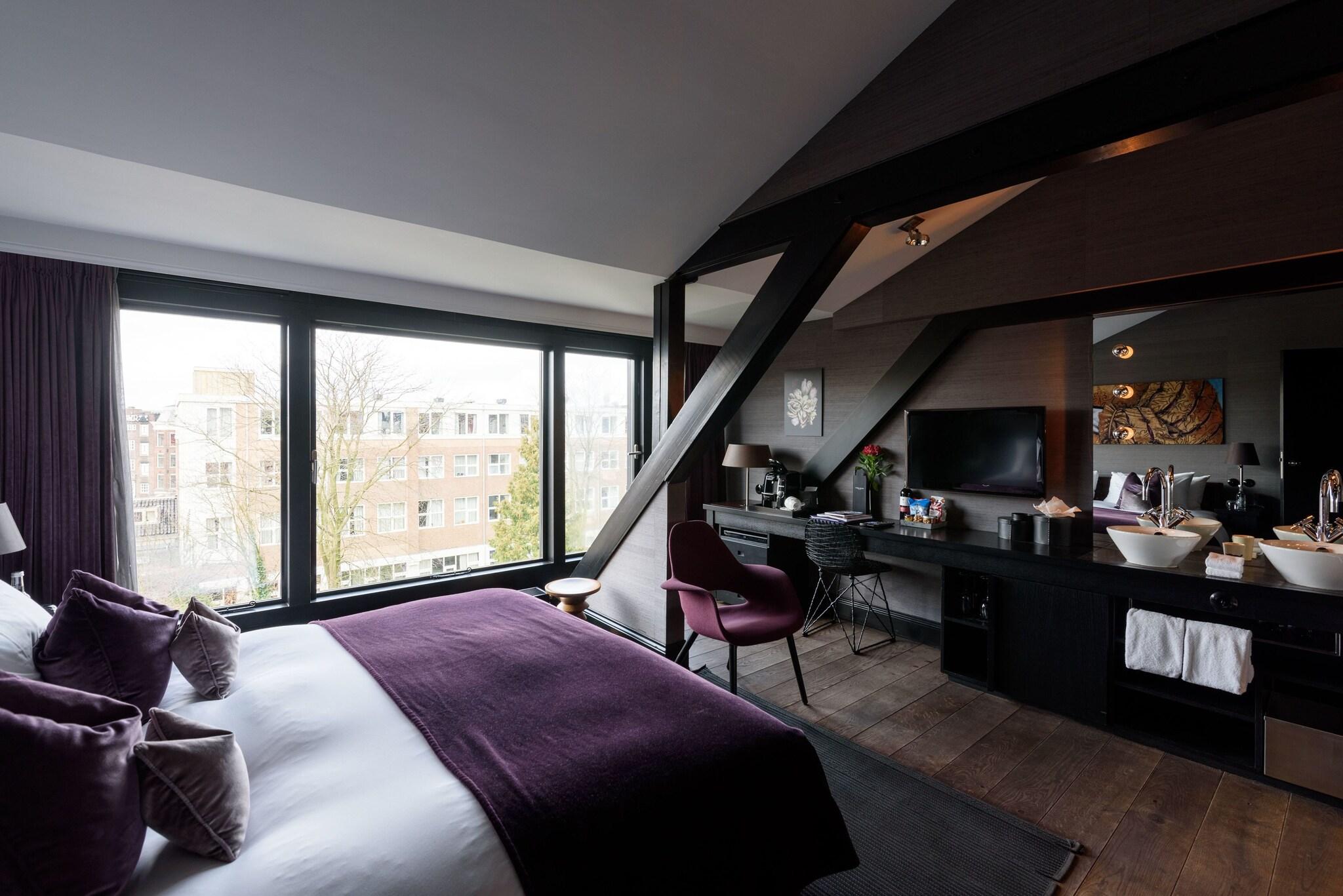 Stay in style at Canal House