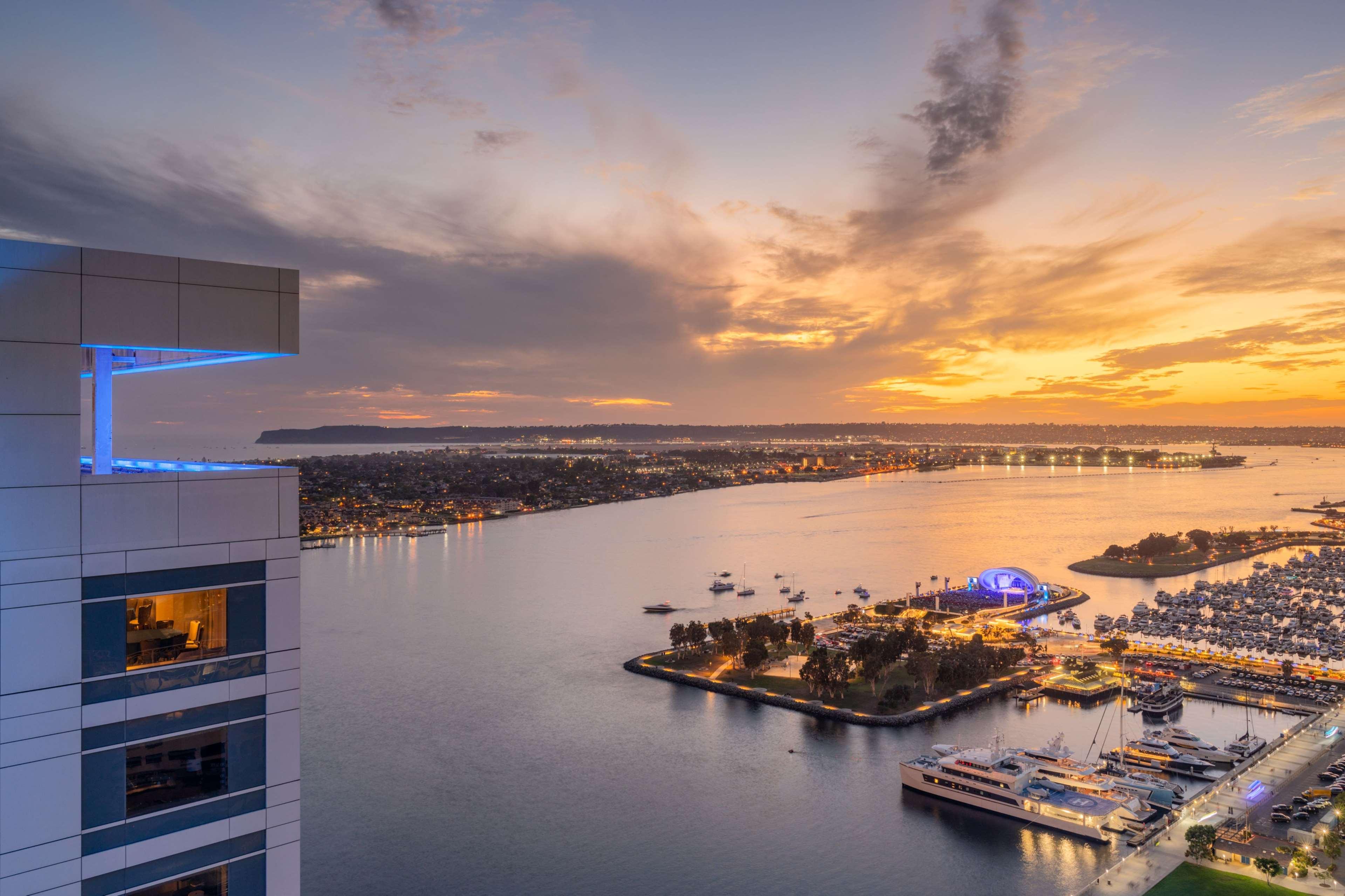 Stay in style at Hilton San Diego Bayfront