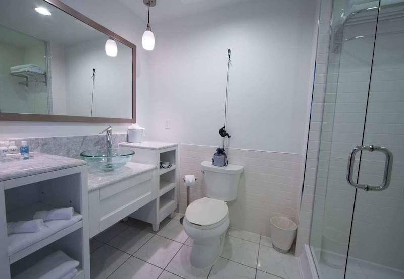 Stay in style at The Saint Hotel, Autograph Collection