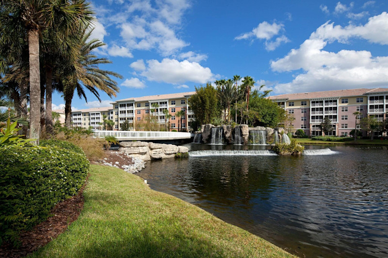 Stay in style at Sheraton Vistana Villages Resort Villas, I-Drive/Orlando
