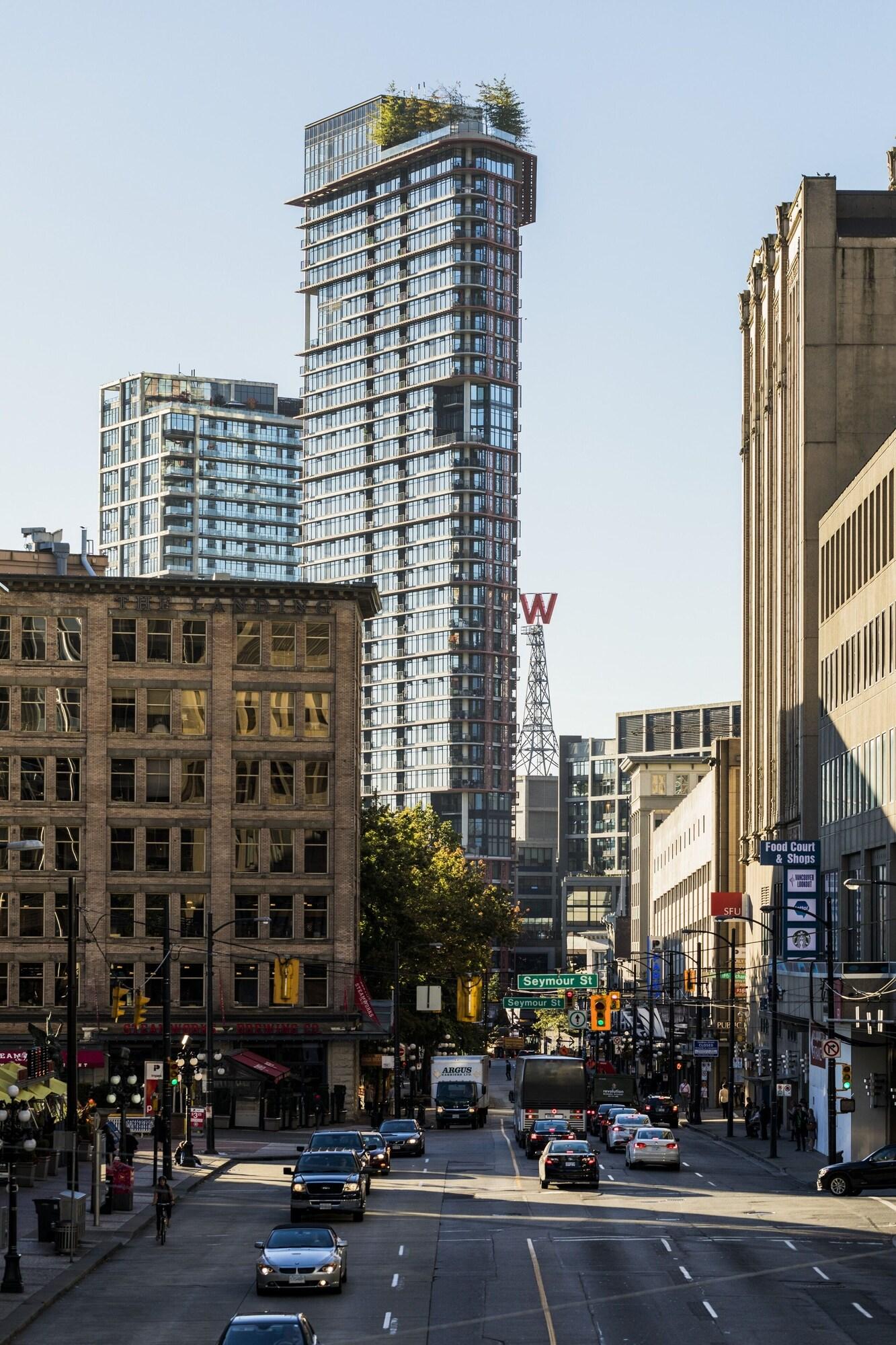 Stay in style at Delta Hotels Vancouver Downtown Suites