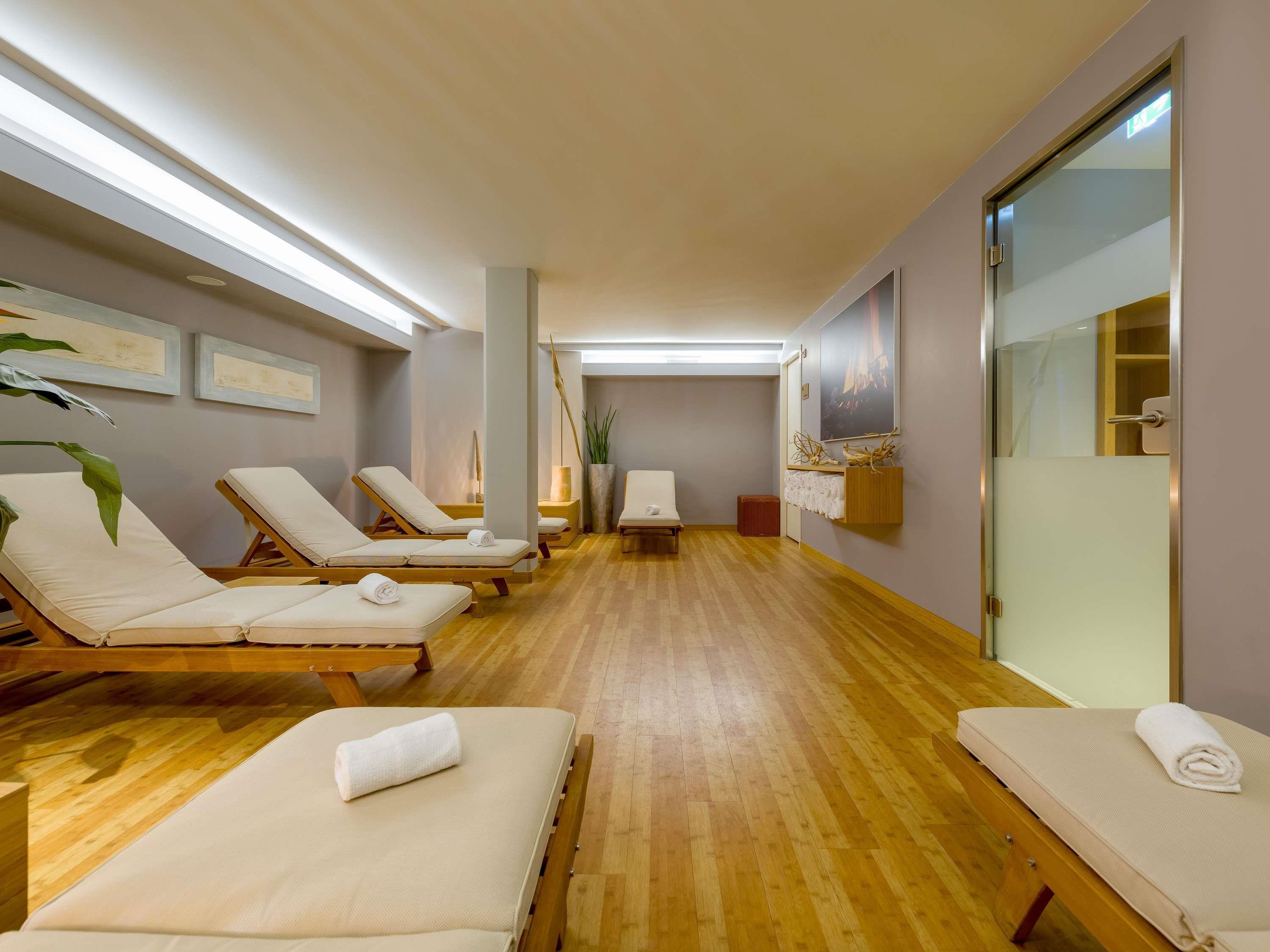 Stay in style at Mövenpick Hotel Amsterdam City Centre