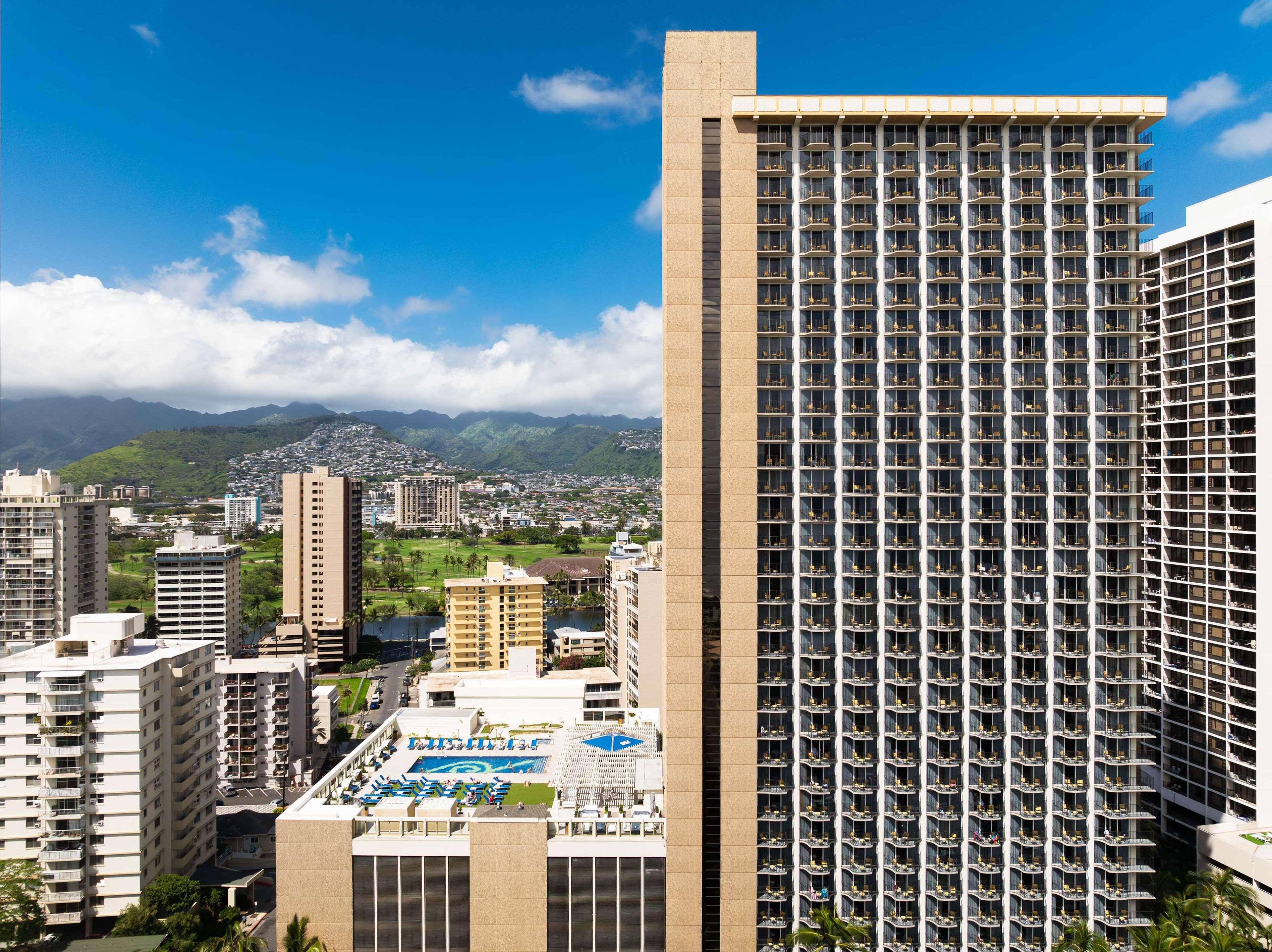 Stay in style at Hilton Waikiki Beach