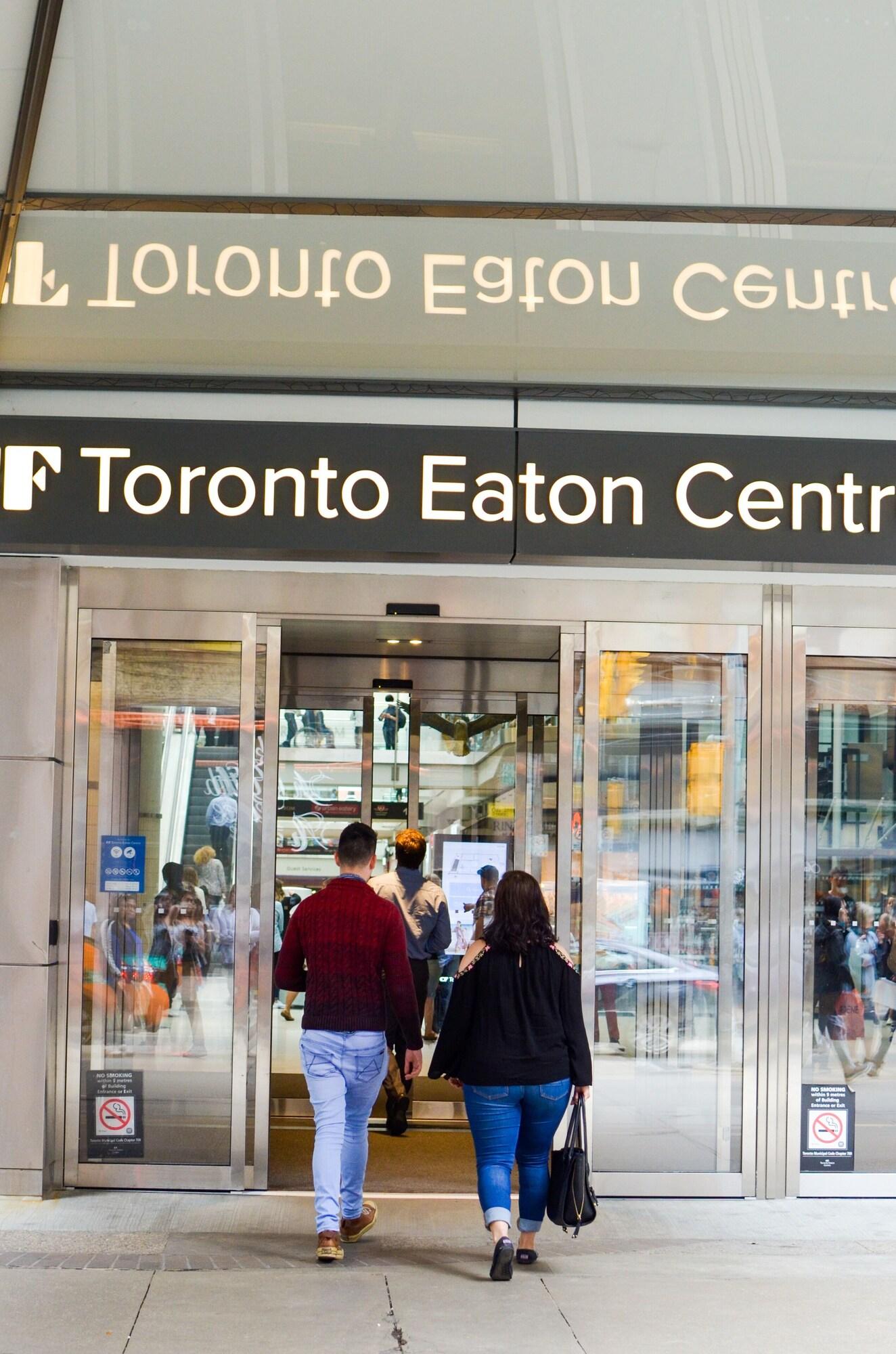 Stay in style at Sheraton Centre Toronto Hotel