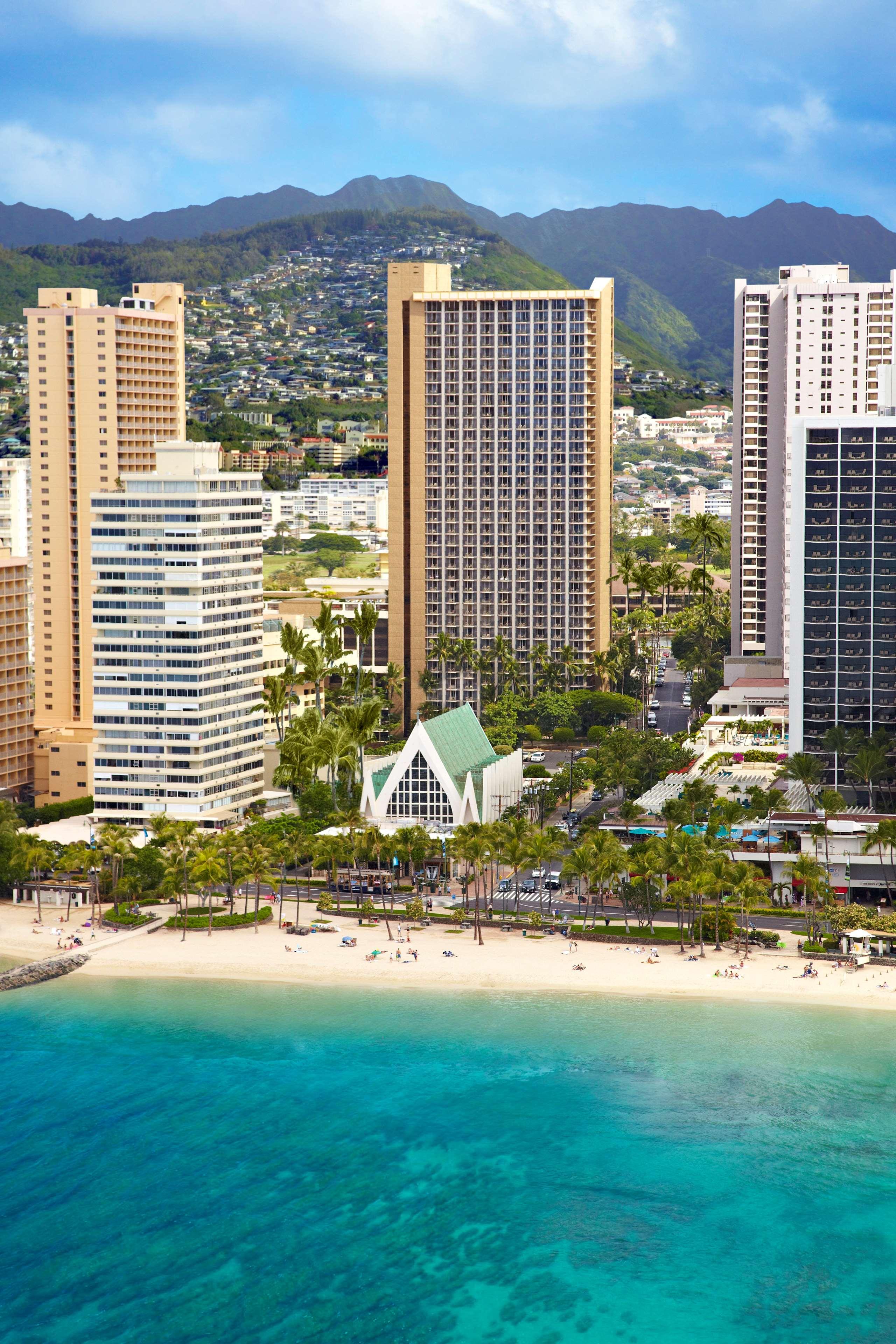 Stay in style at Hilton Waikiki Beach