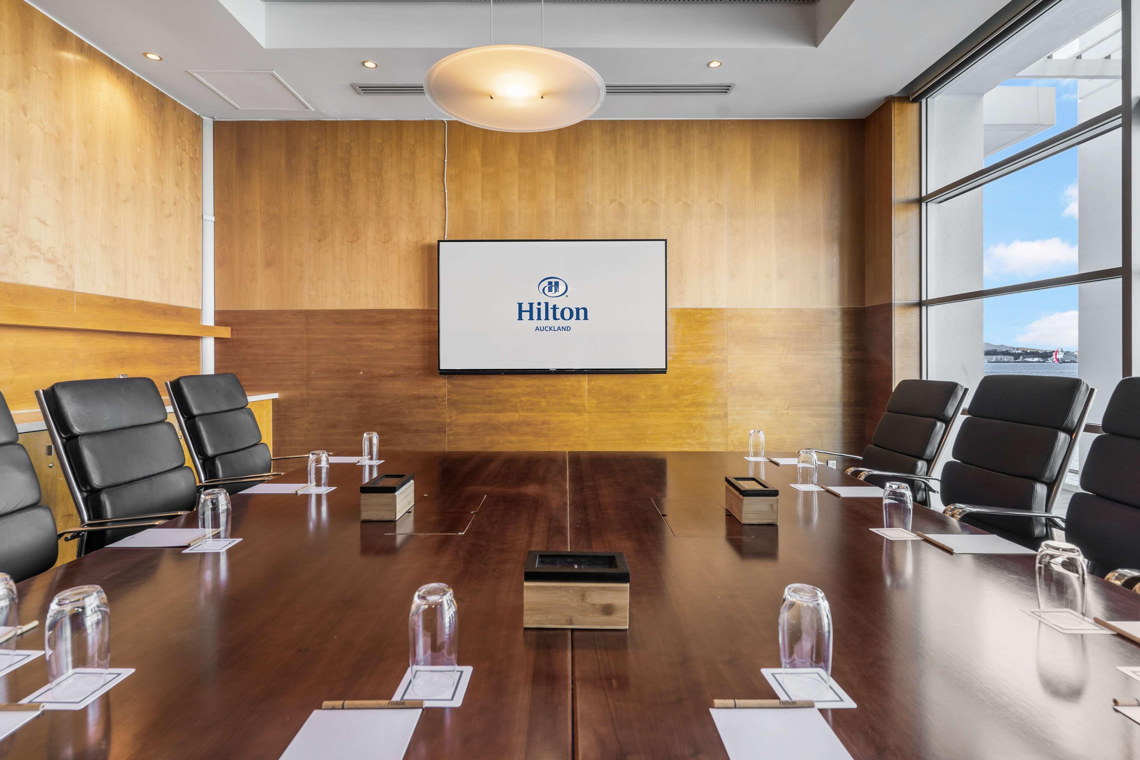Stay in style at Hilton Auckland