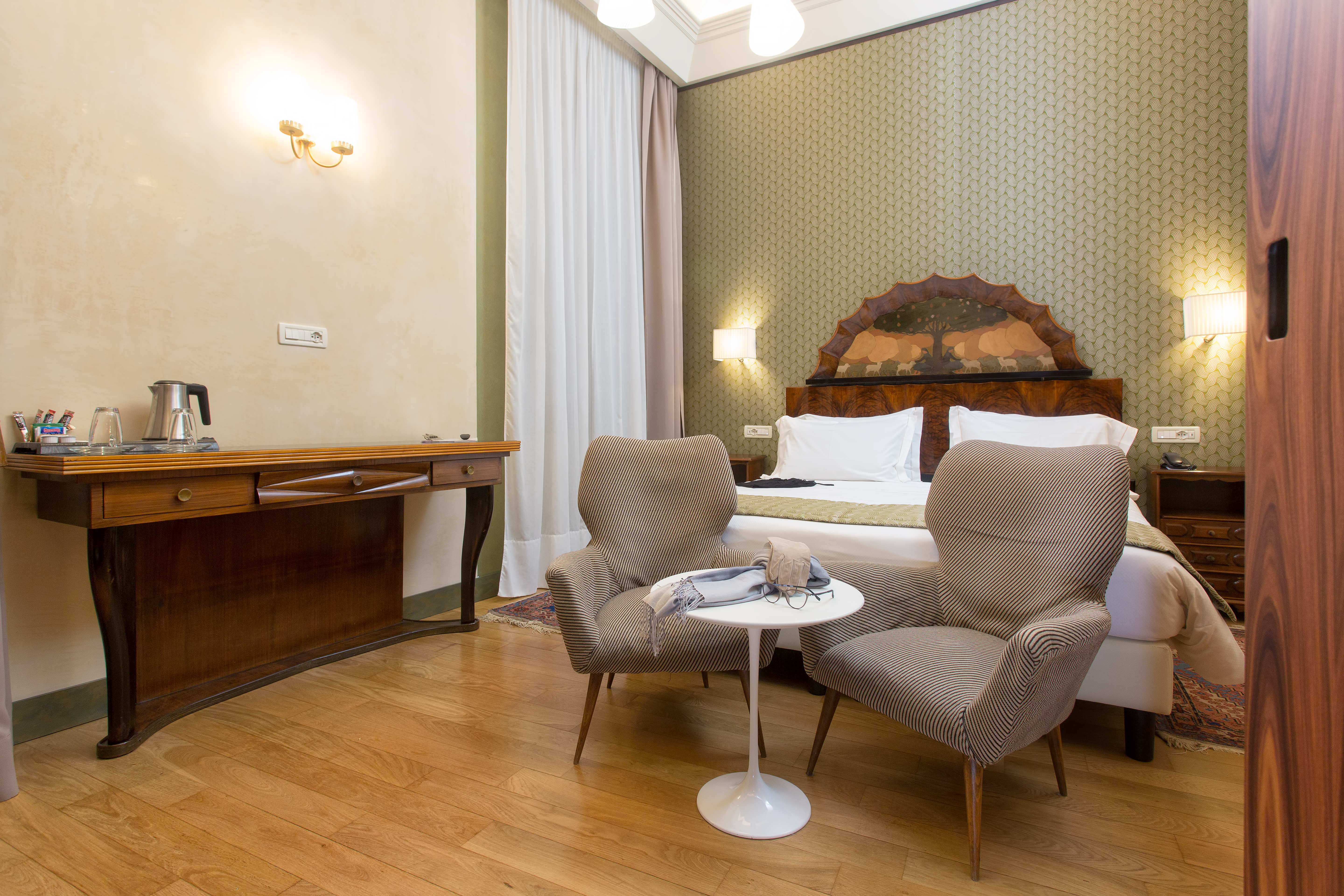 Stay in style at Hotel Saturnia & International