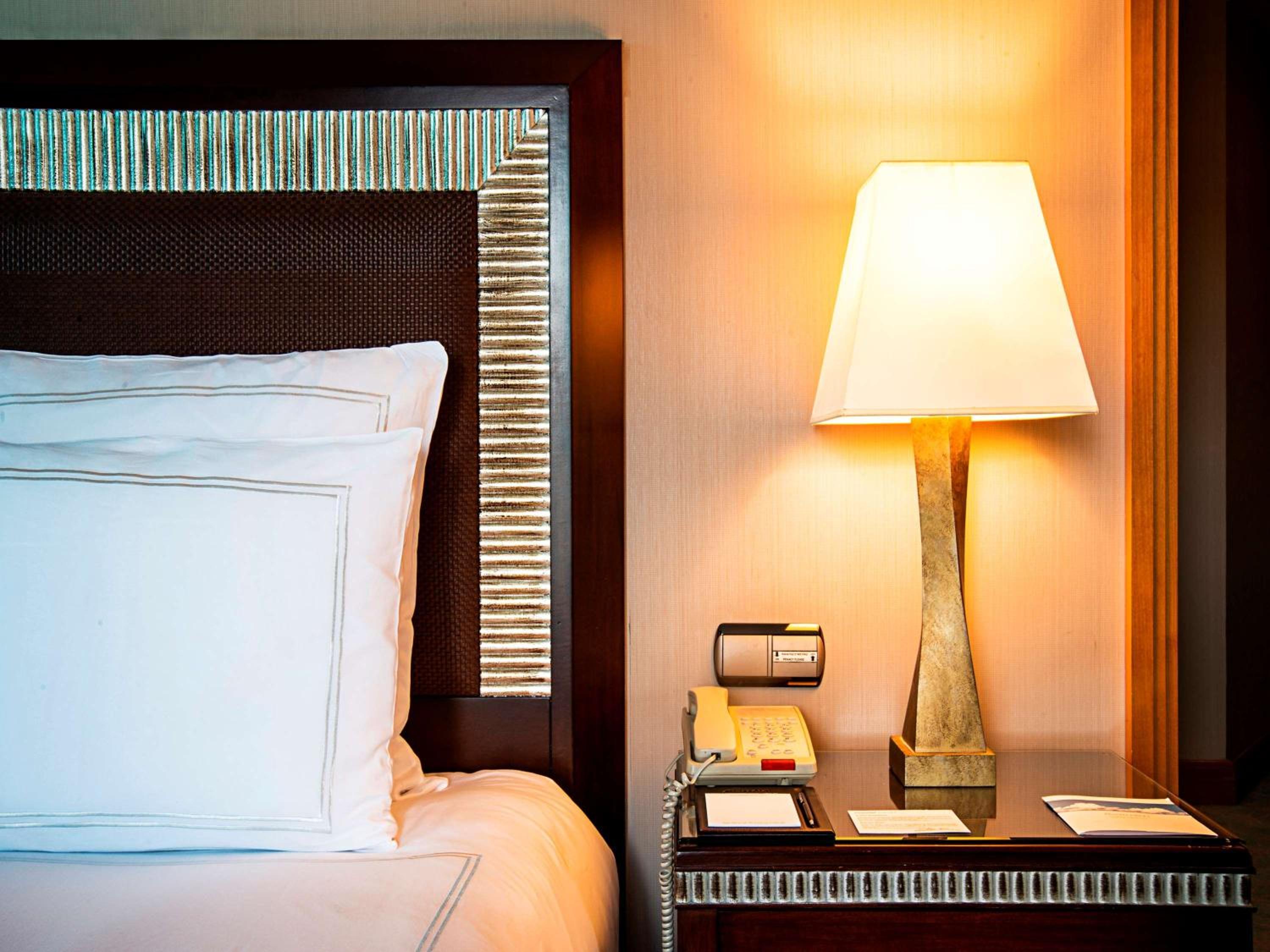 Stay in style at Fairmont Chicago - Millennium Park