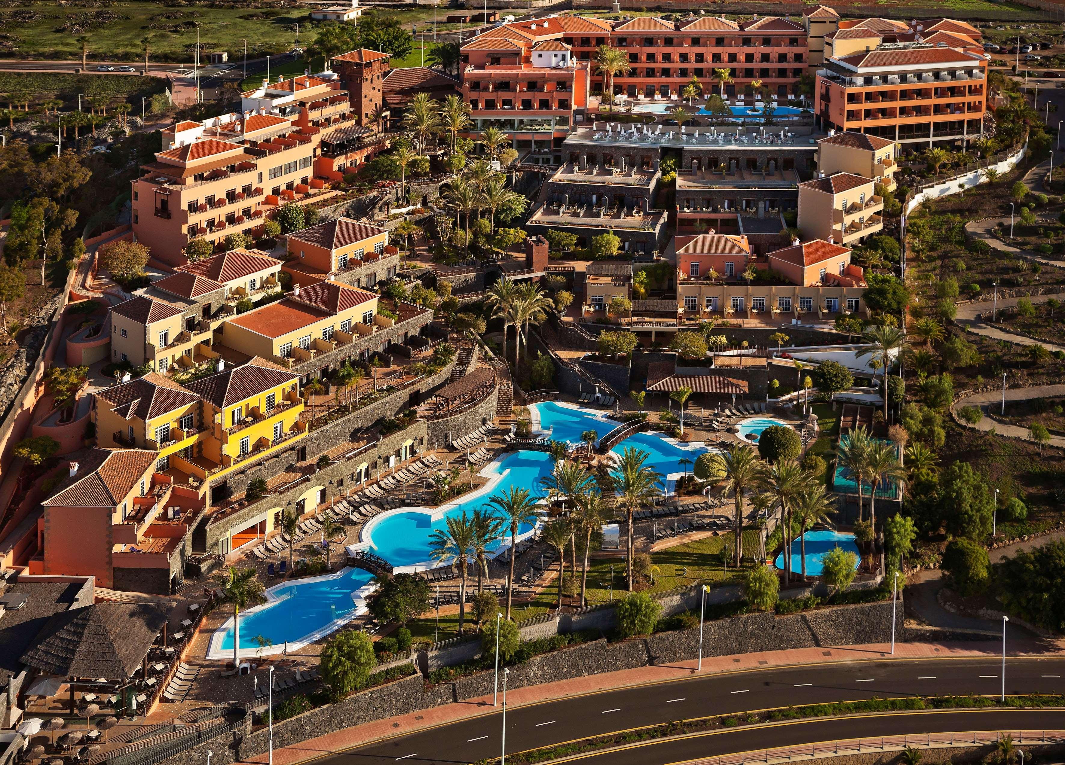 Stay in style at Meliá Jardines Del Teide