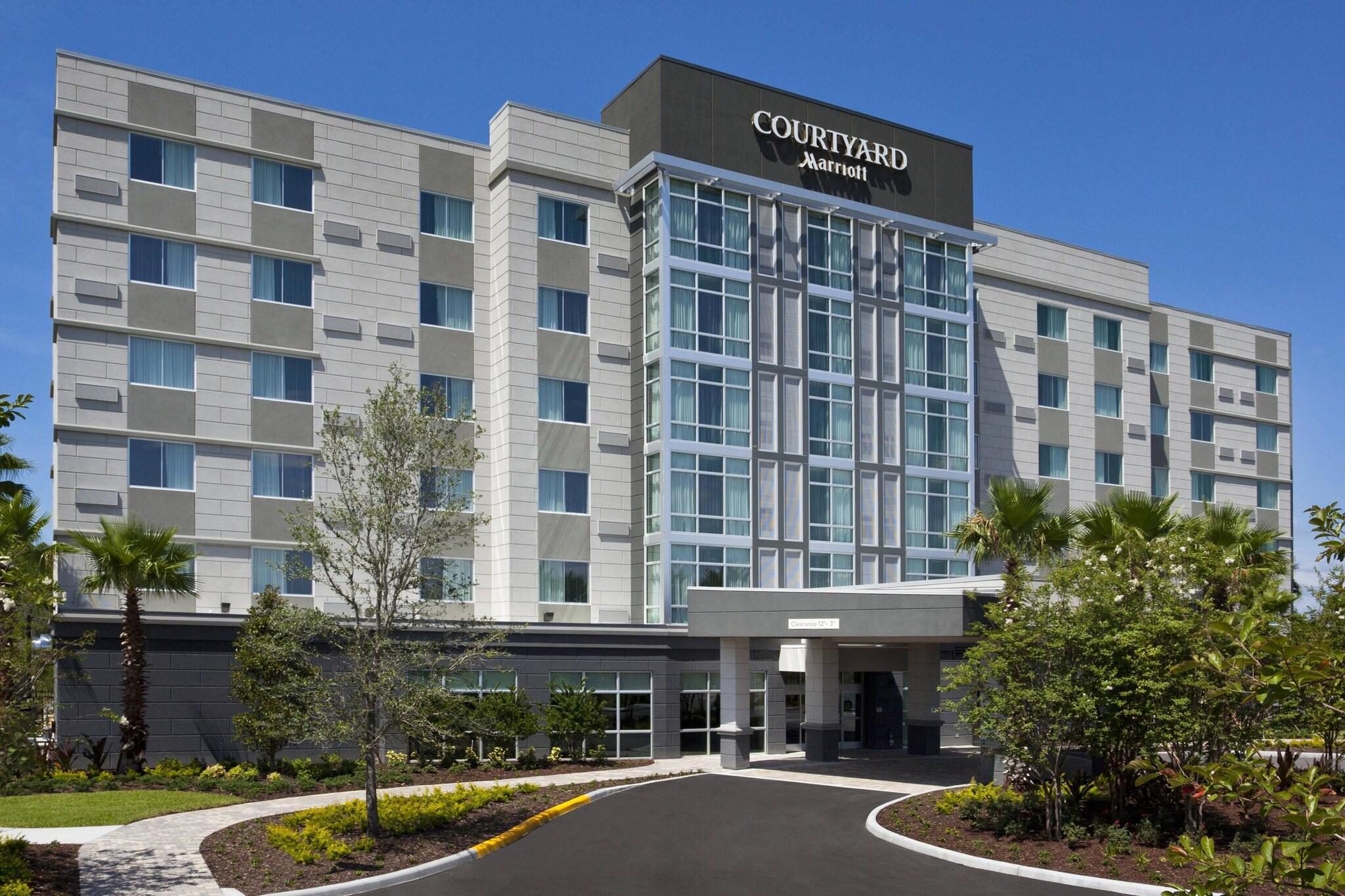 Stay in style at Courtyard Orlando South/John Young Parkway