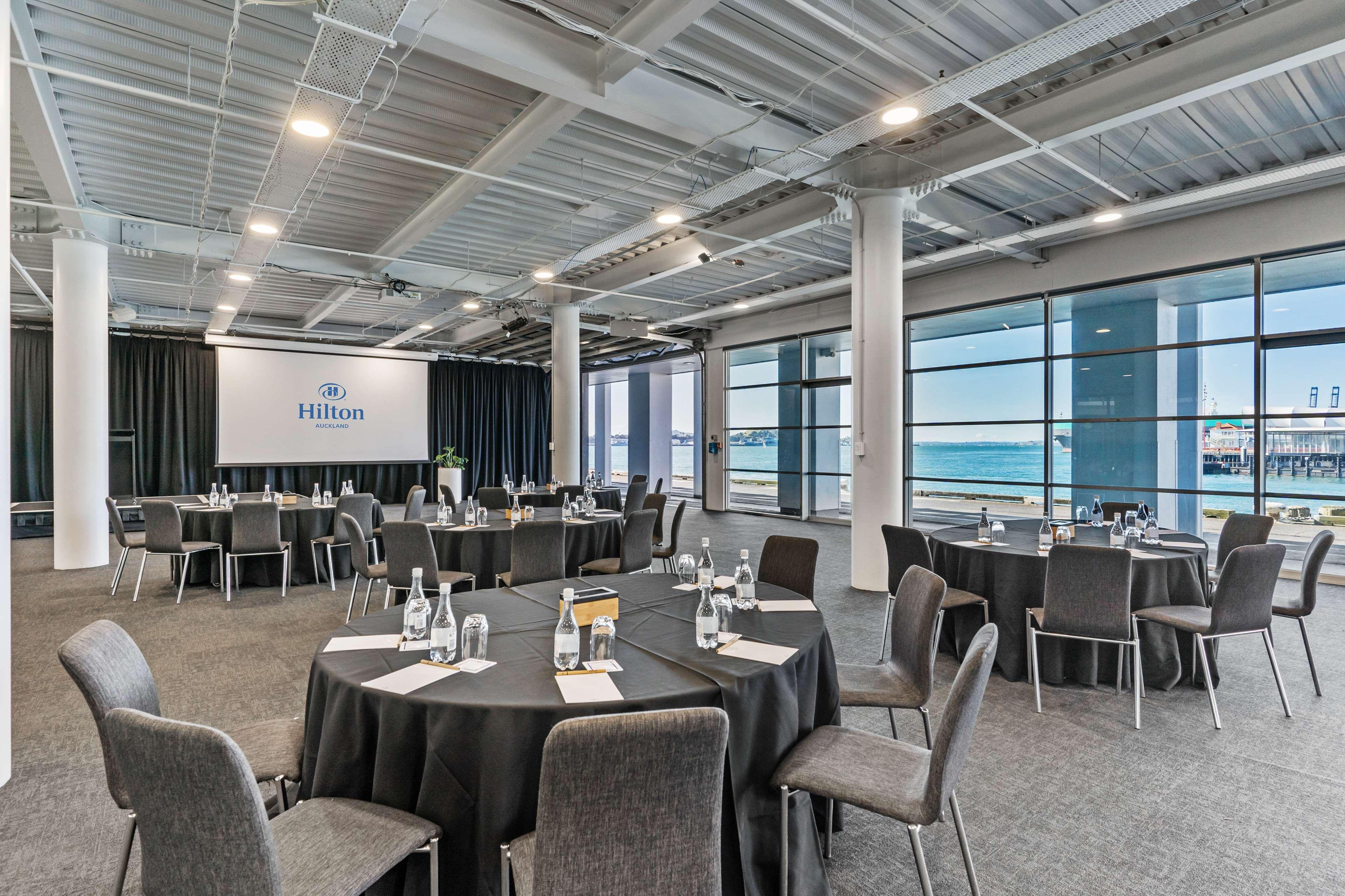 Stay in style at Hilton Auckland