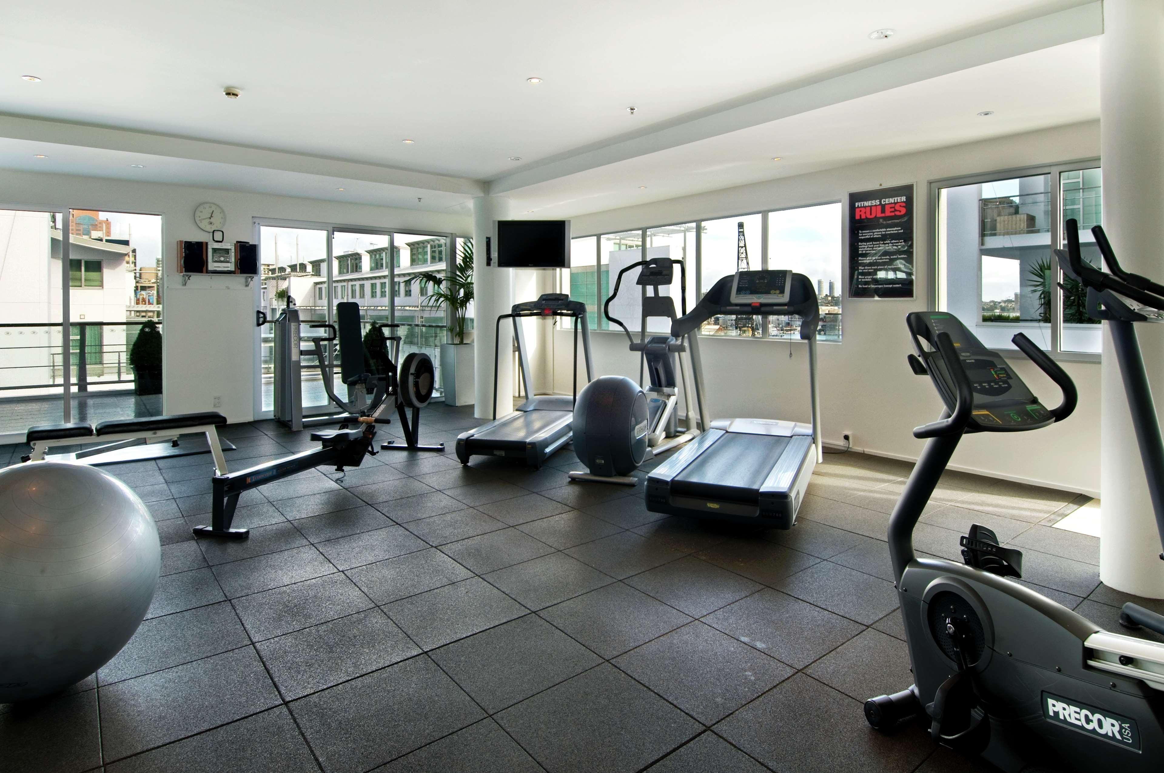 Stay in style at Hilton Auckland