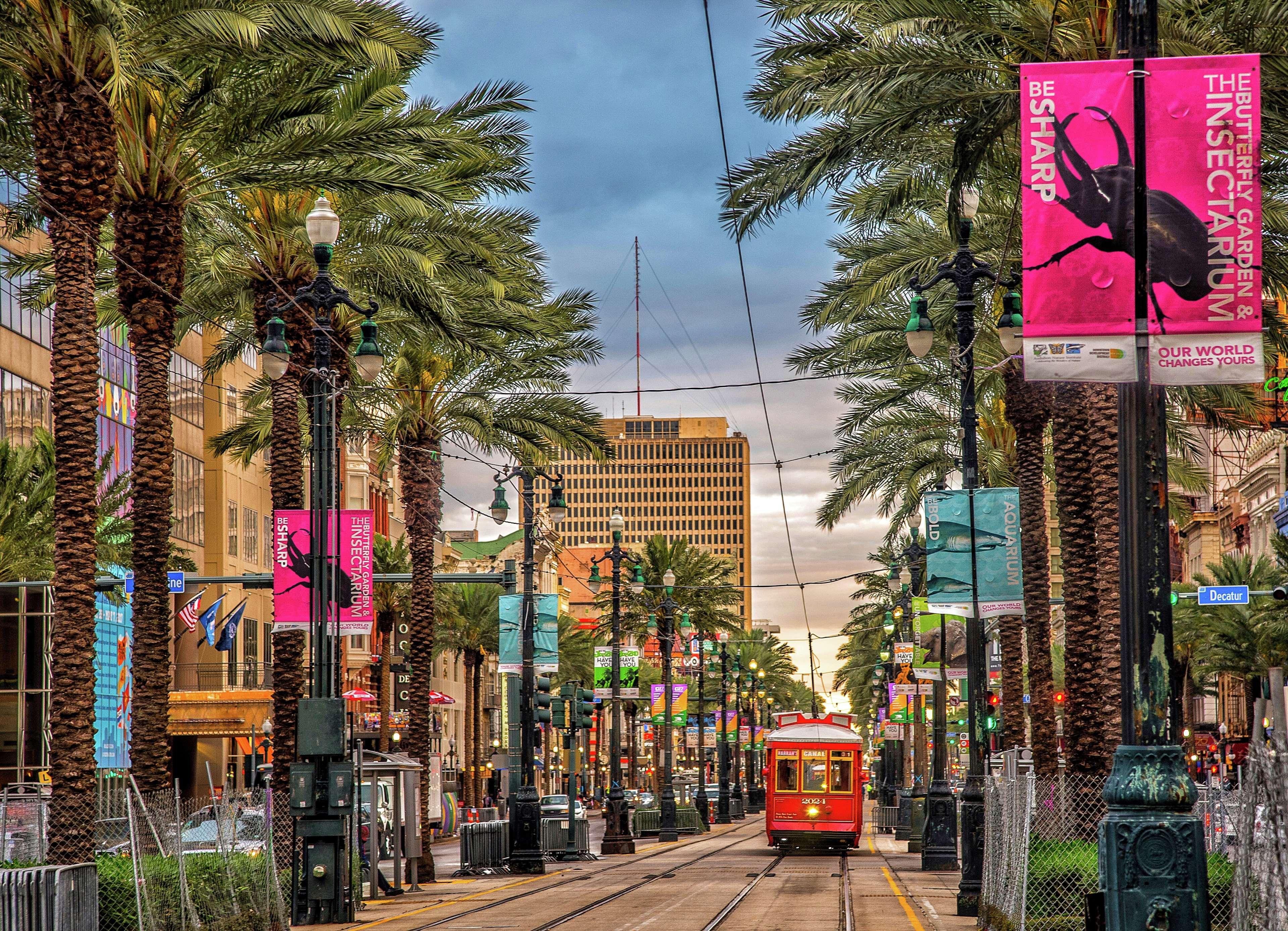 Stay in style at Hilton New Orleans Riverside