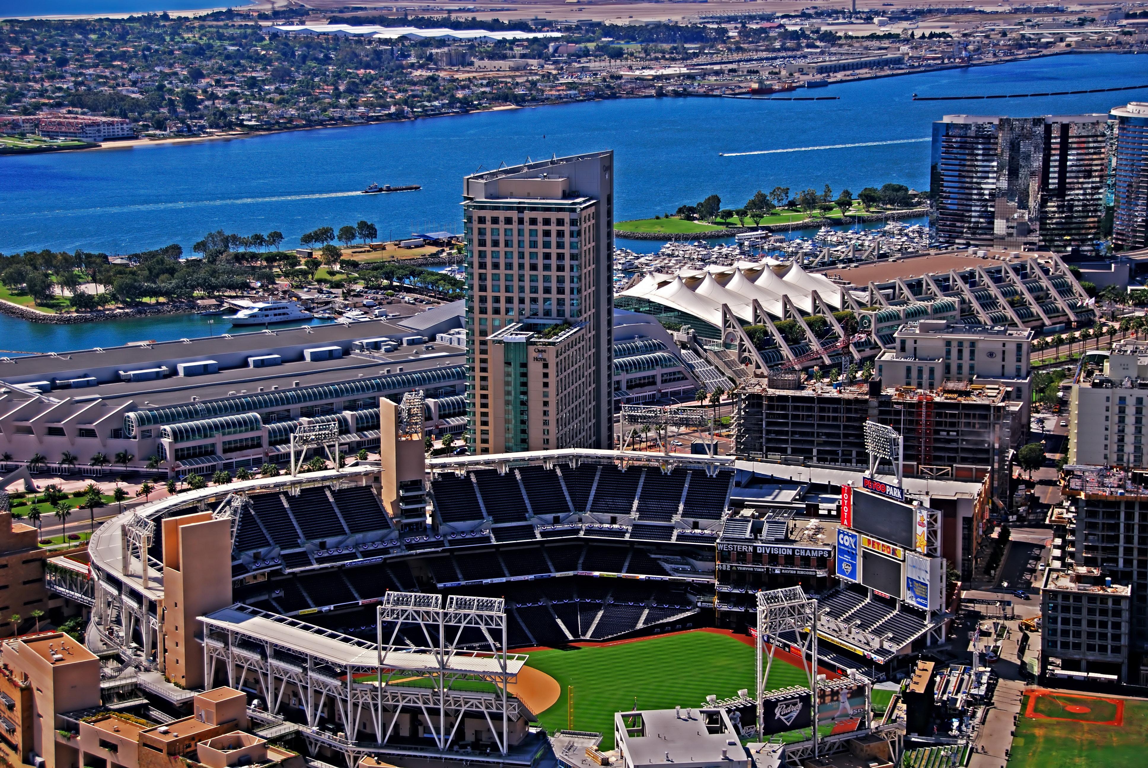 Stay in style at Omni San Diego Hotel