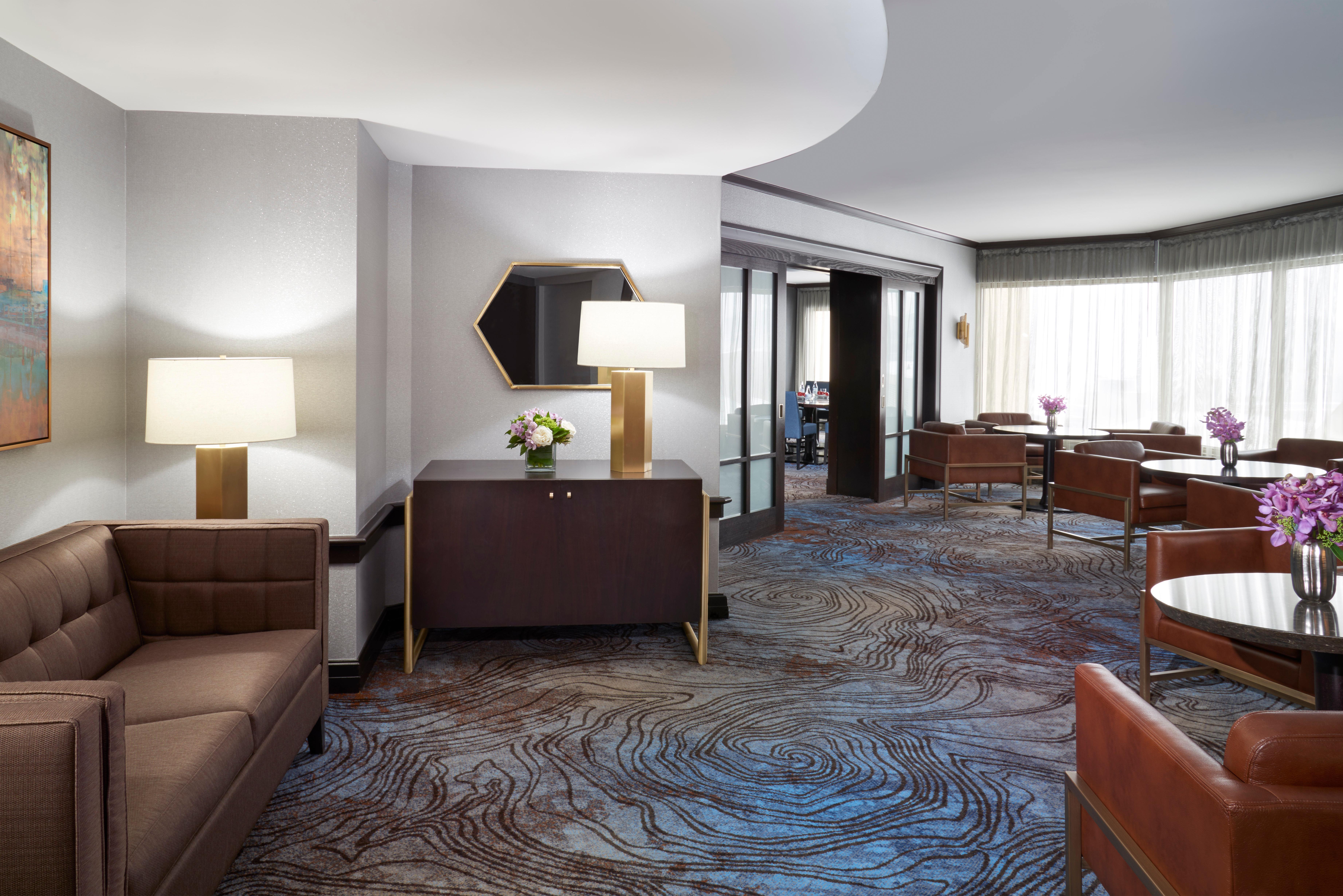 Stay in style at Intercontinental Toronto Centre