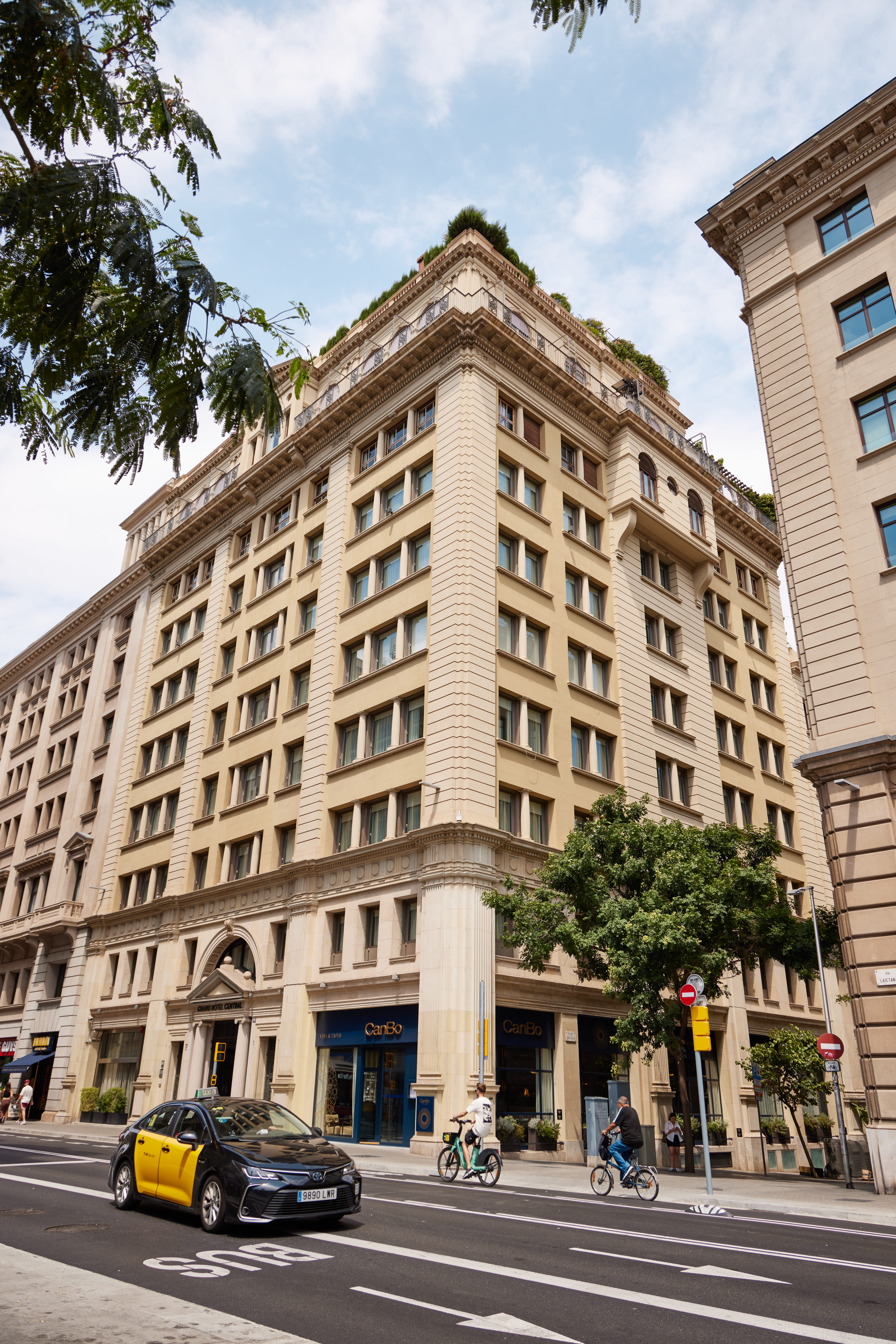 Stay in style at Grand Hotel Central