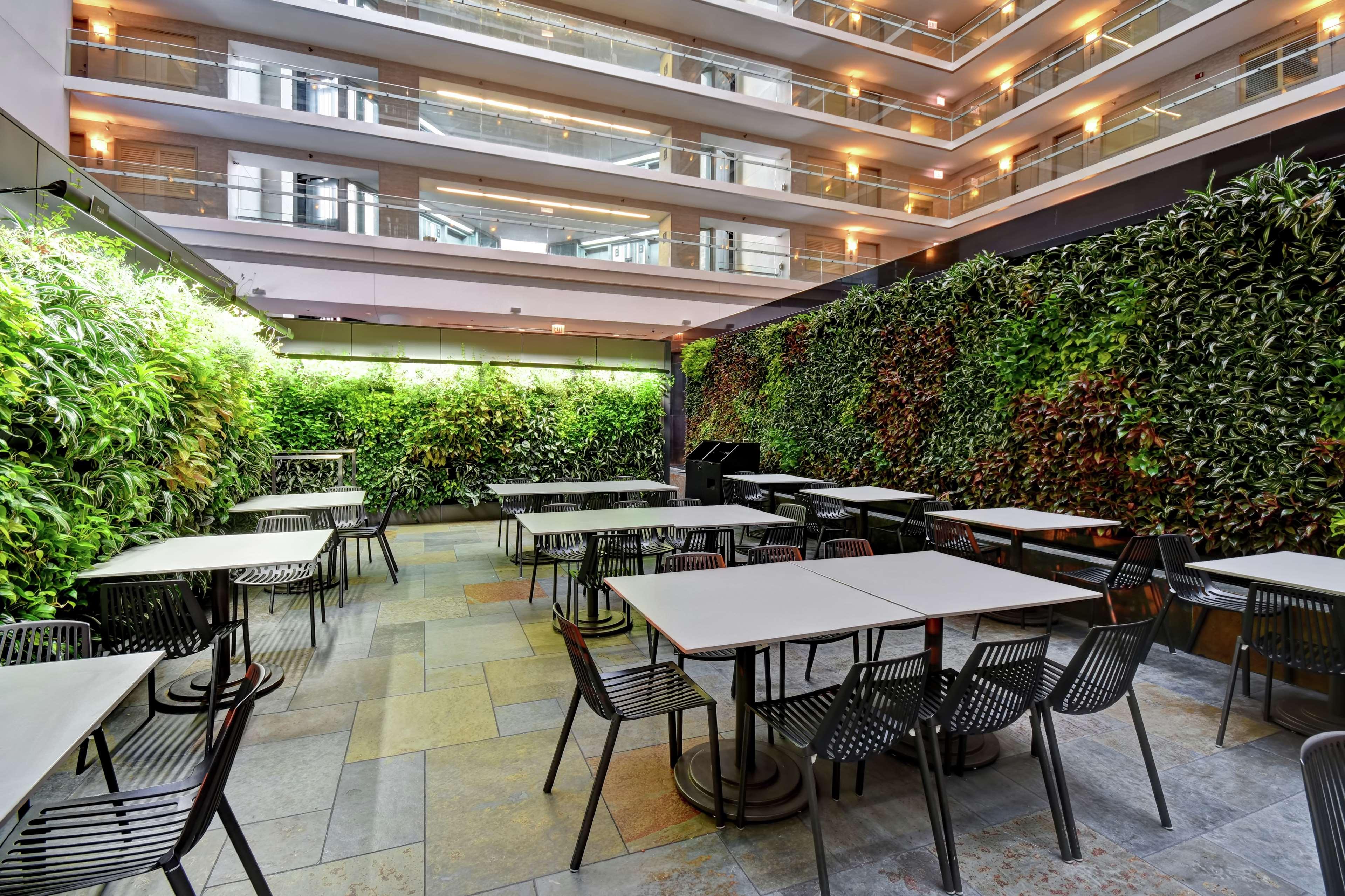 Stay in style at Embassy Suites by Hilton Chicago Downtown Magnificent Mile