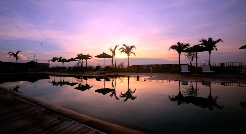 Stay in style at Cross Paasha Bali Seminyak