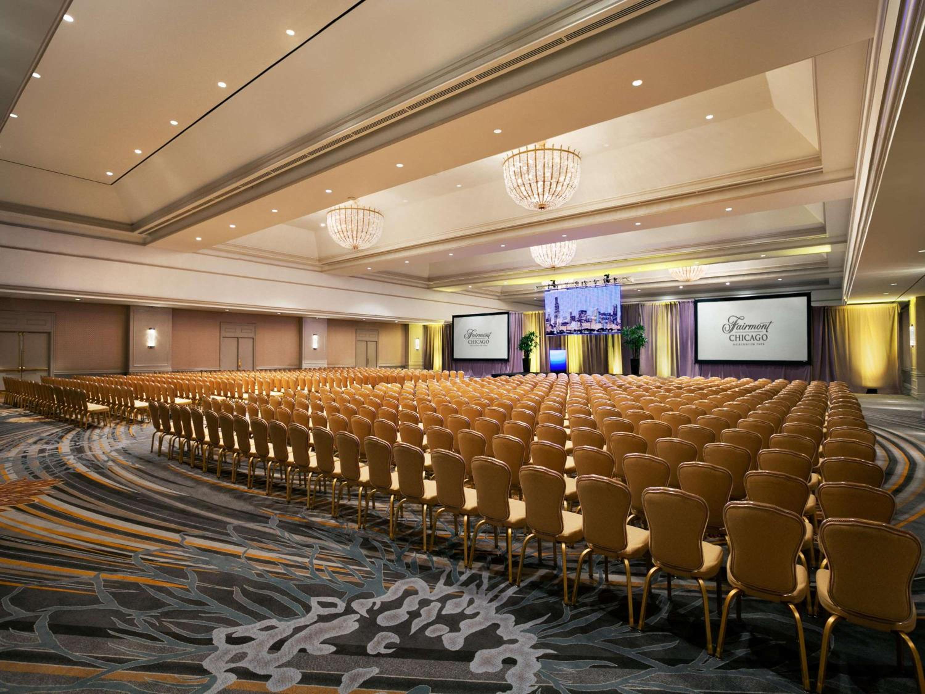 Stay in style at Fairmont Chicago - Millennium Park