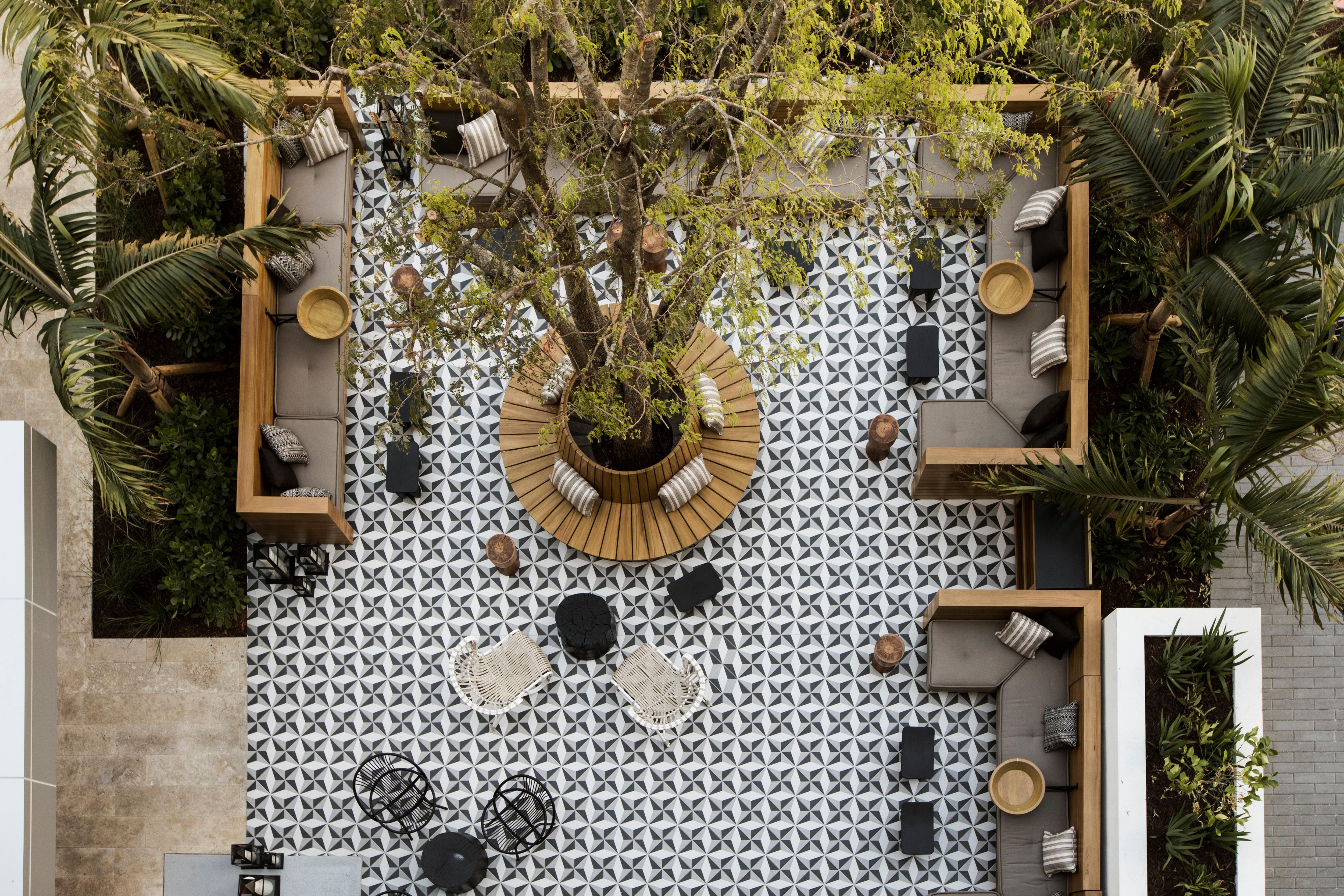 Stay in style at Kimpton Angler's Hotel South Beach