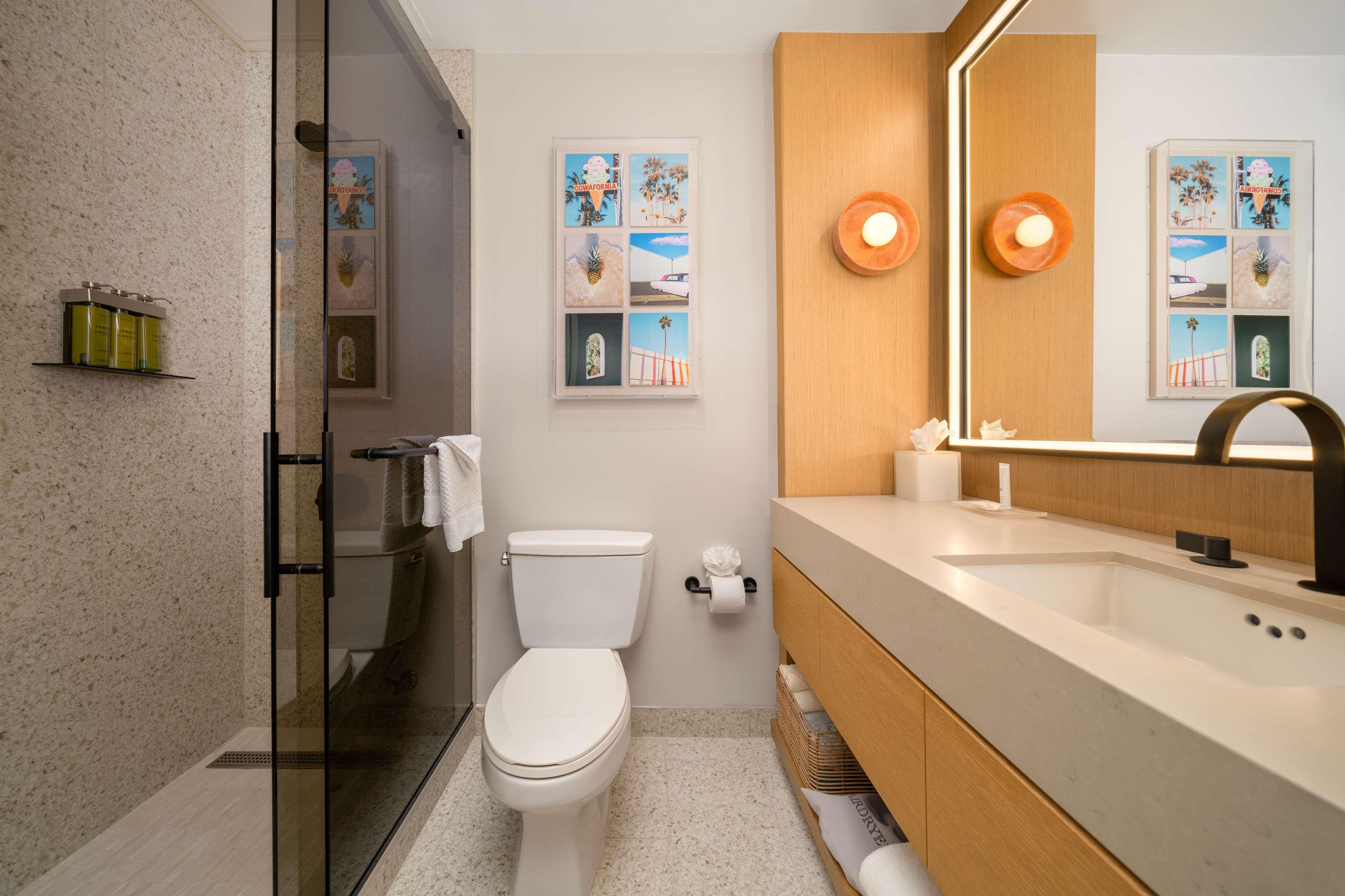 Stay in style at Hilton San Diego Gaslamp Quarter