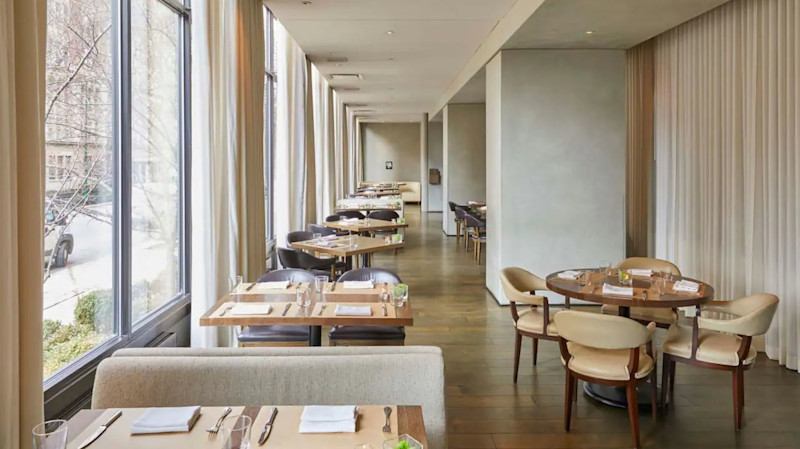 Stay in style at Ambassador Chicago