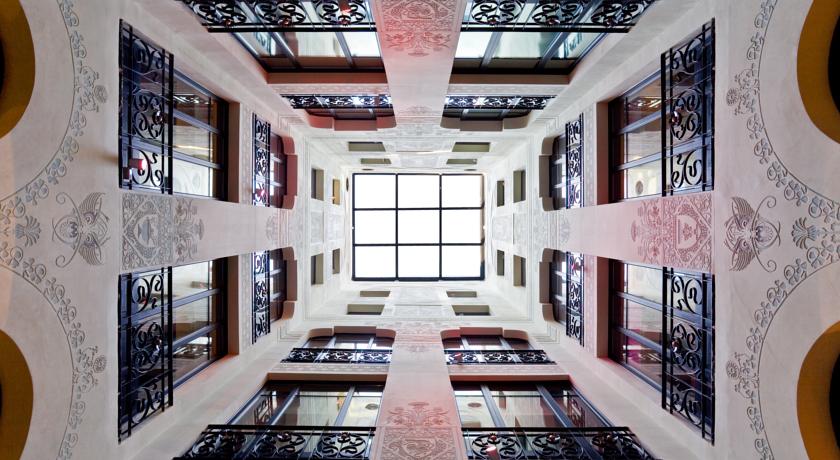 Stay in style at España