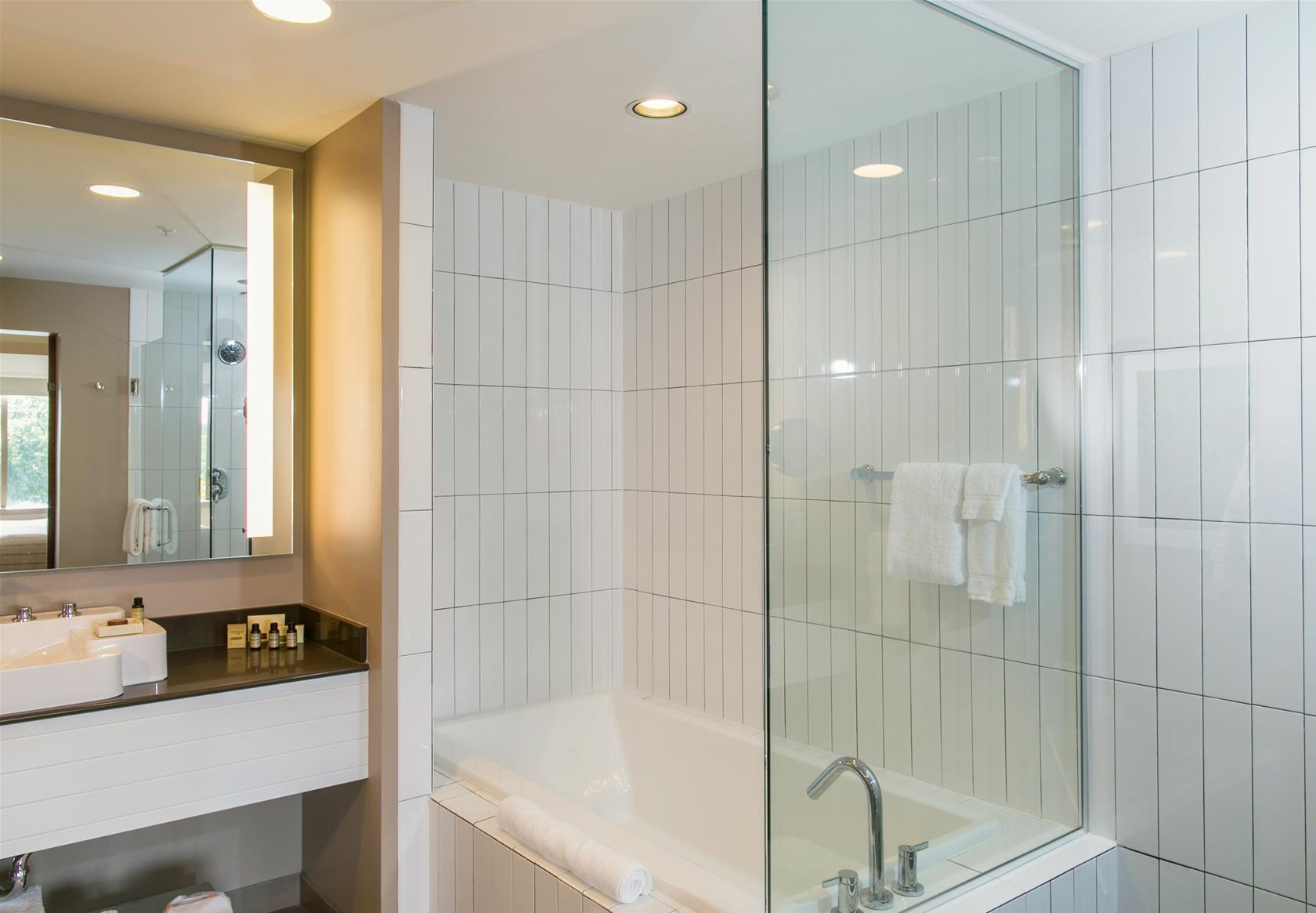 Stay in style at Epicurean Hotel