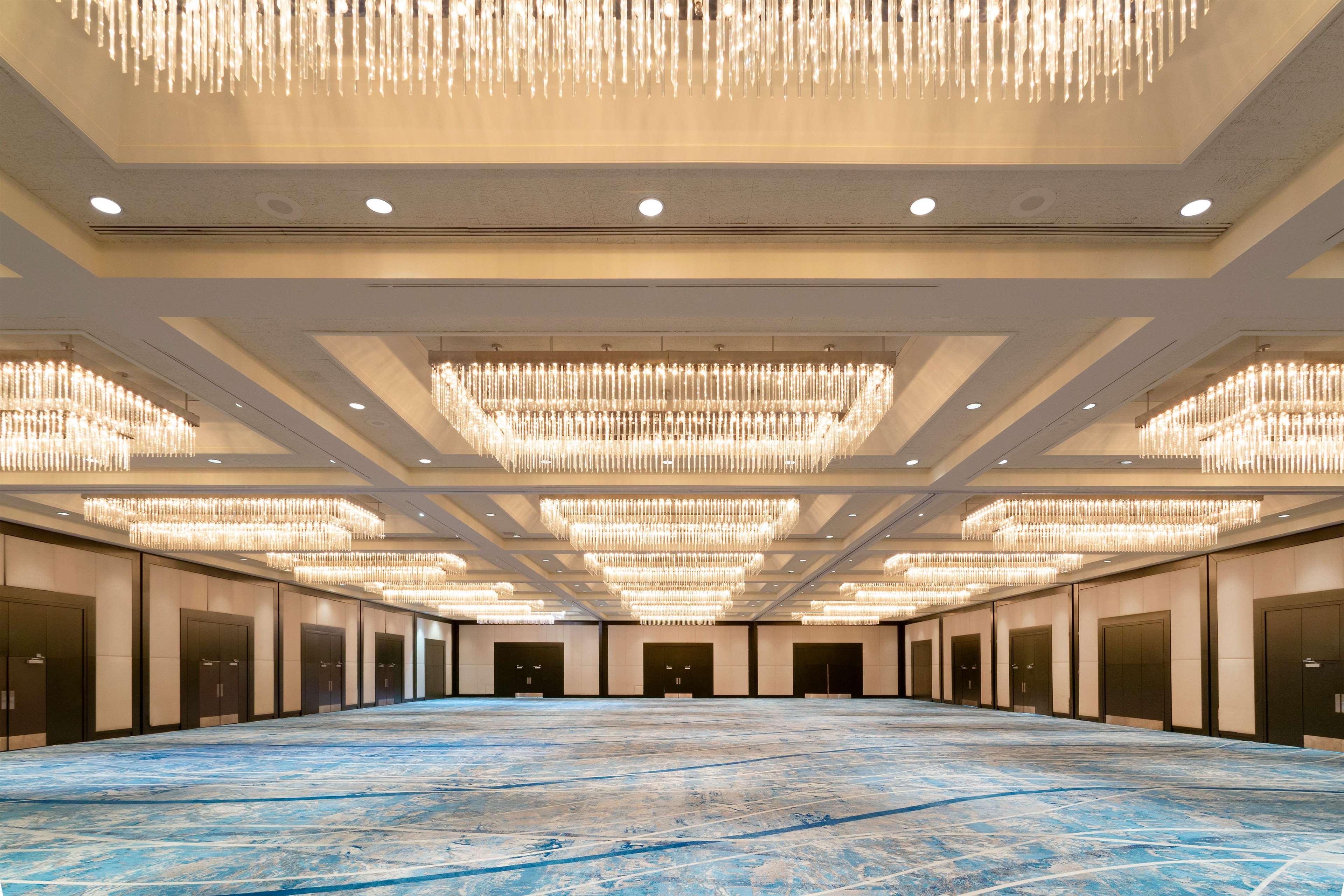 Stay in style at Hilton Tampa Downtown