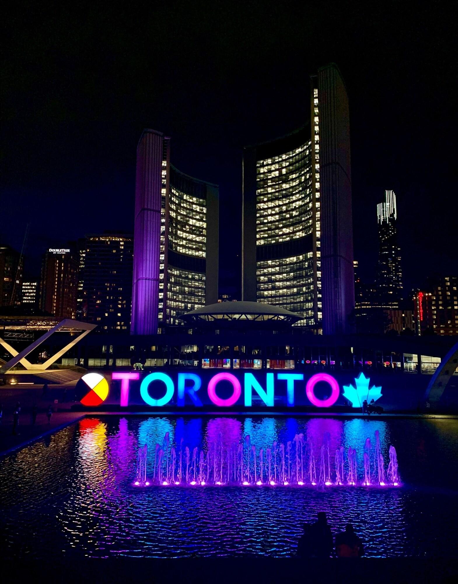 Stay in style at Sheraton Centre Toronto Hotel