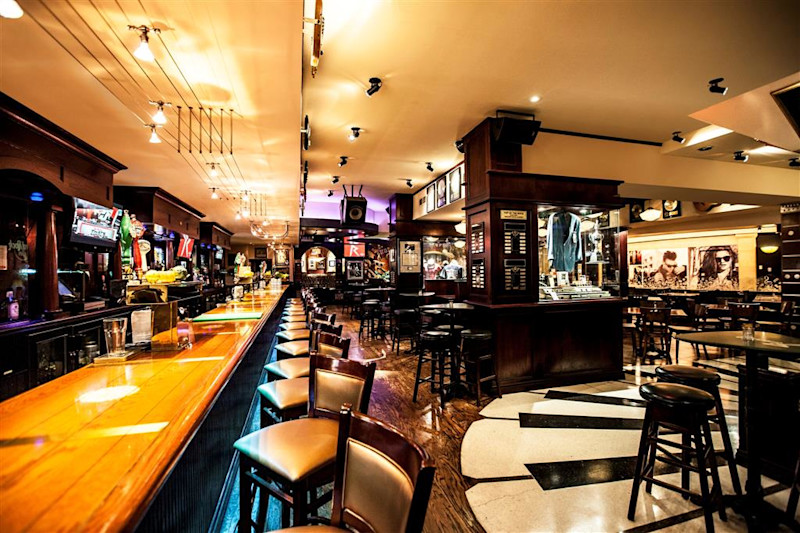 Stay in style at Sheraton Fallsview Hotel