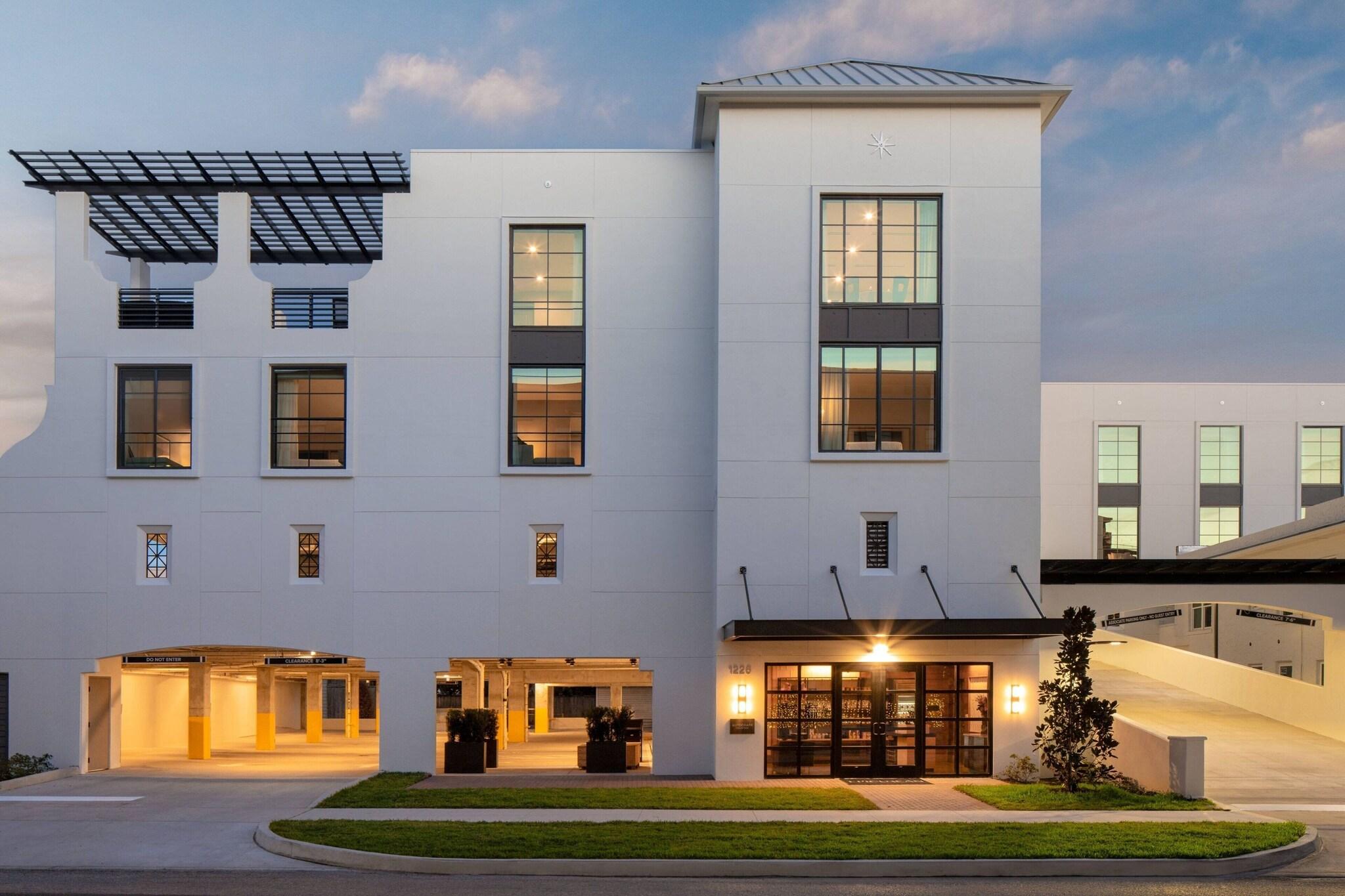 Stay in style at Epicurean Hotel