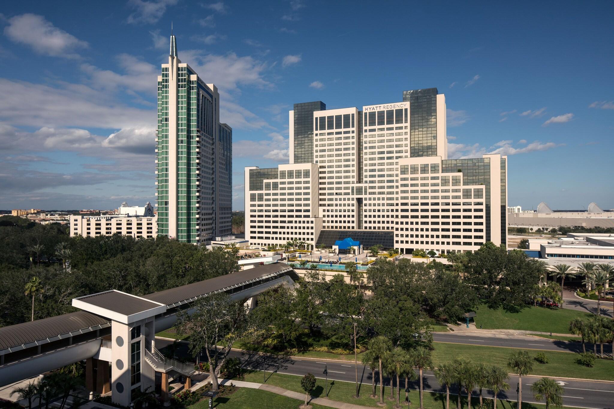 Stay in style at Hyatt Regency Orlando