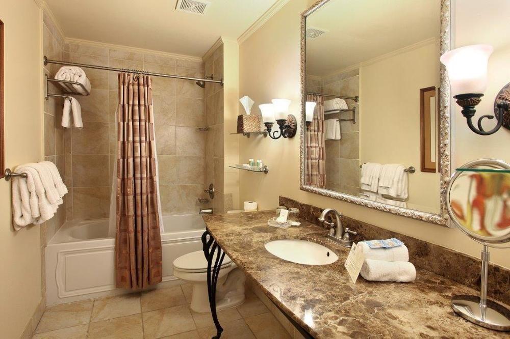 Stay in style at River Inn of Harbor Town