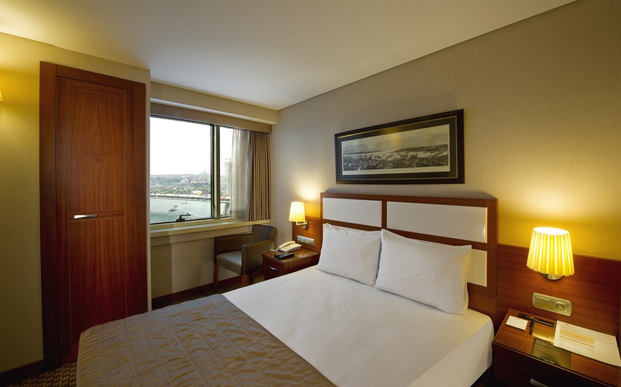 Stay in style at Golden City Hotel
