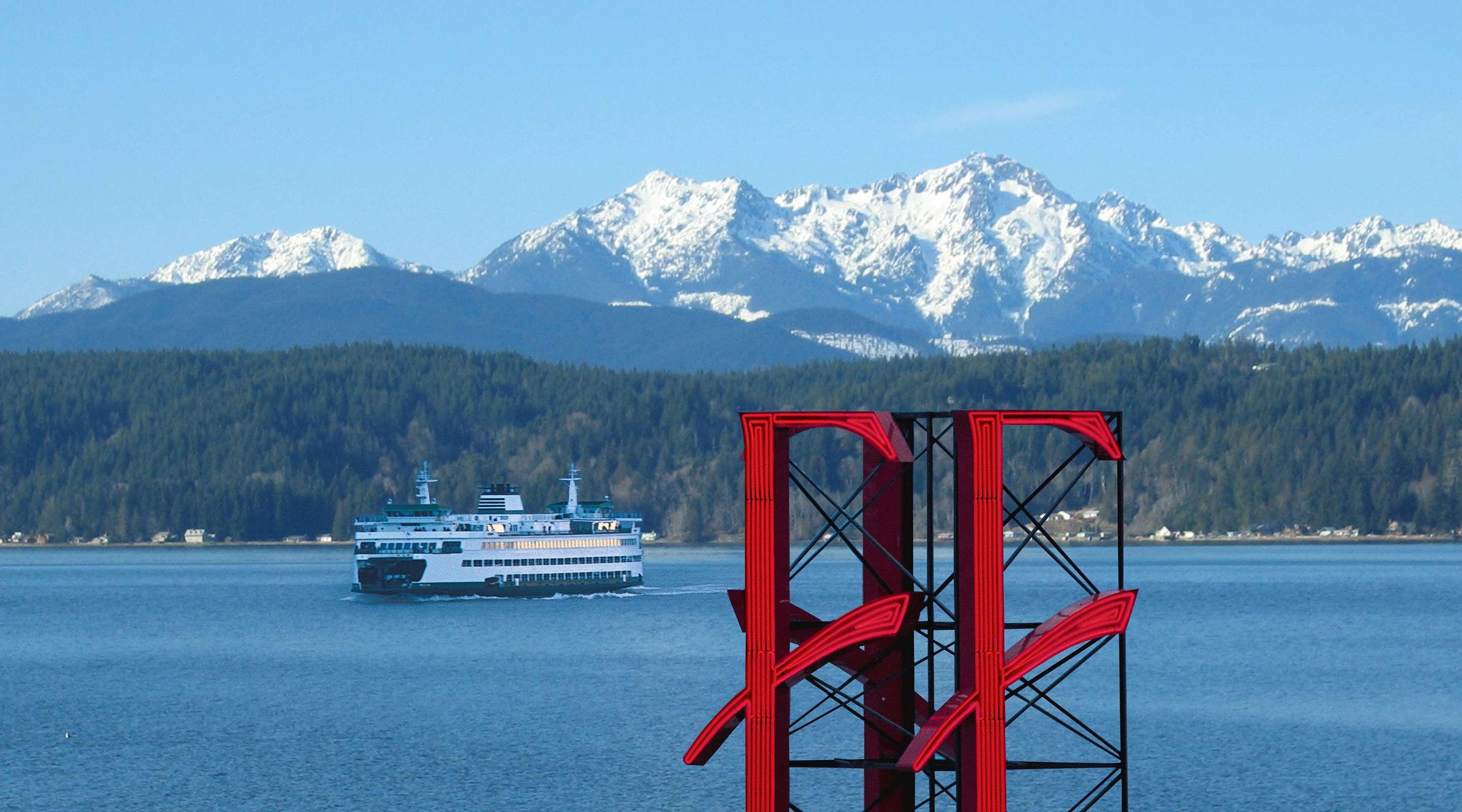 Stay in style at The Edgewater Hotel