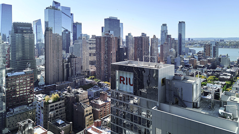 Stay in style at Hotel Riu Plaza New York Times Square