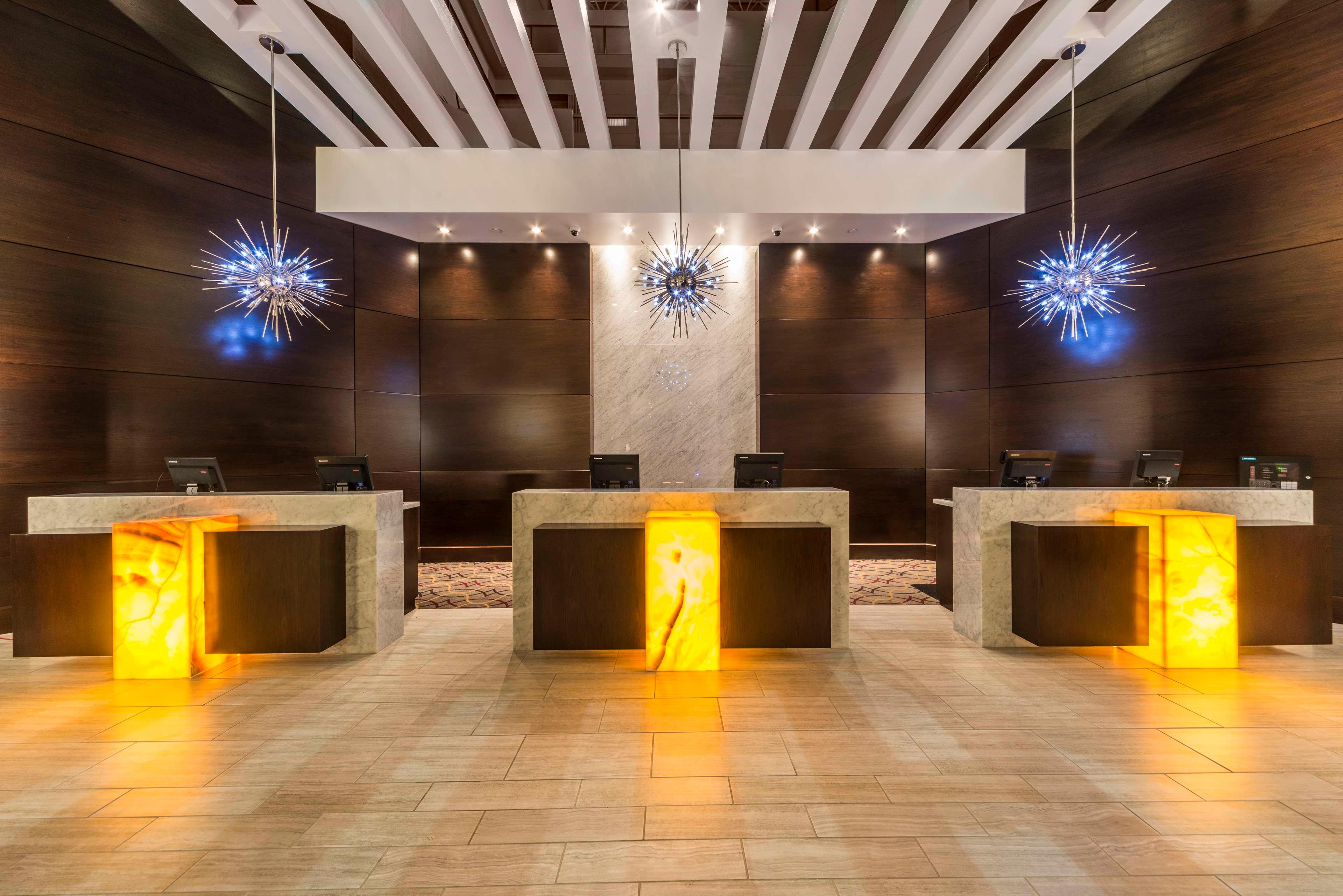 Stay in style at Hilton Tampa Downtown