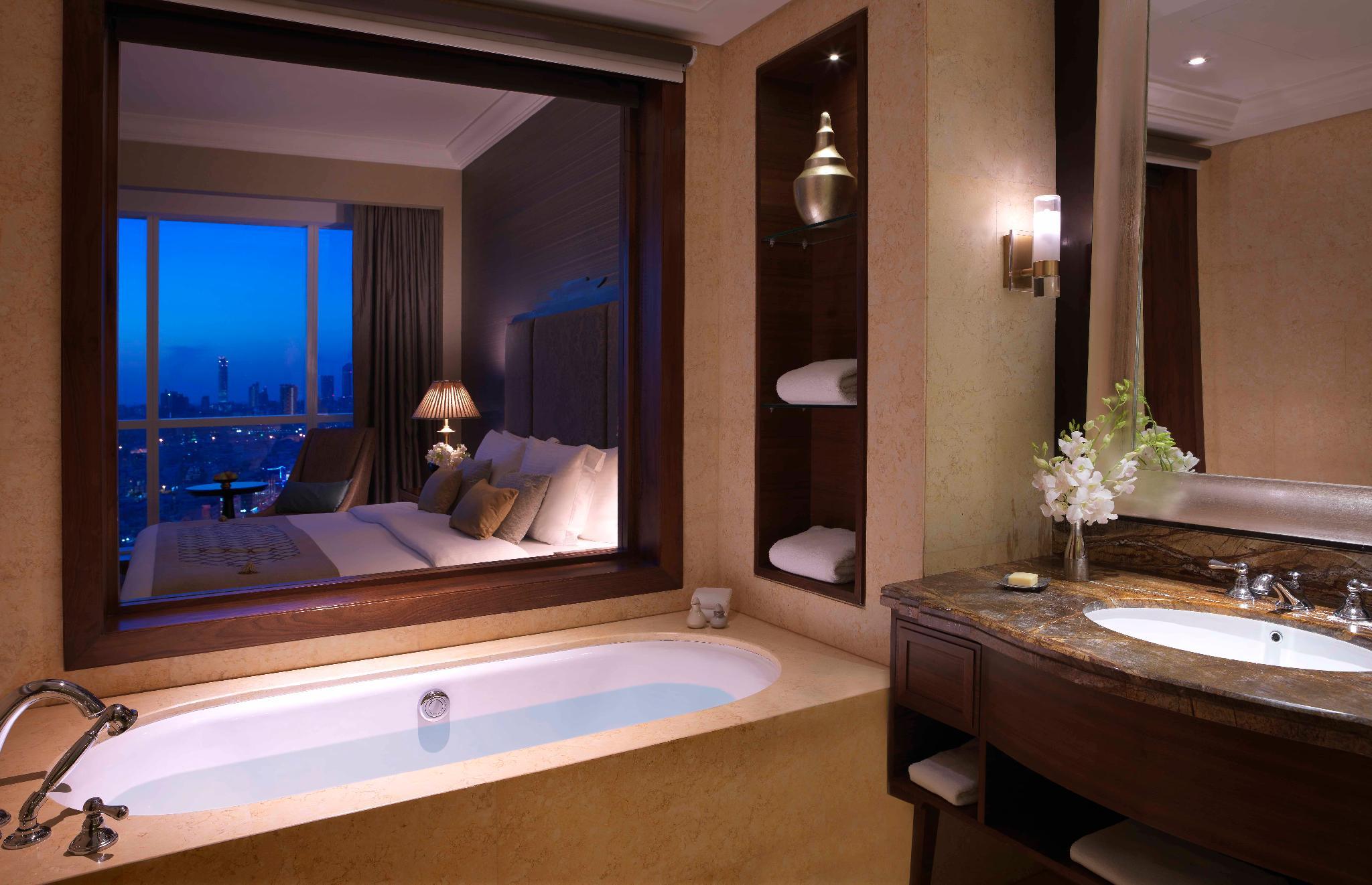 Stay in style at Dusit Thani Abu Dhabi