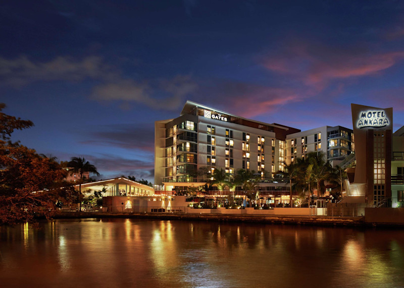 Stay in style at The Gates Hotel South Beach - A Doubletree by Hilton